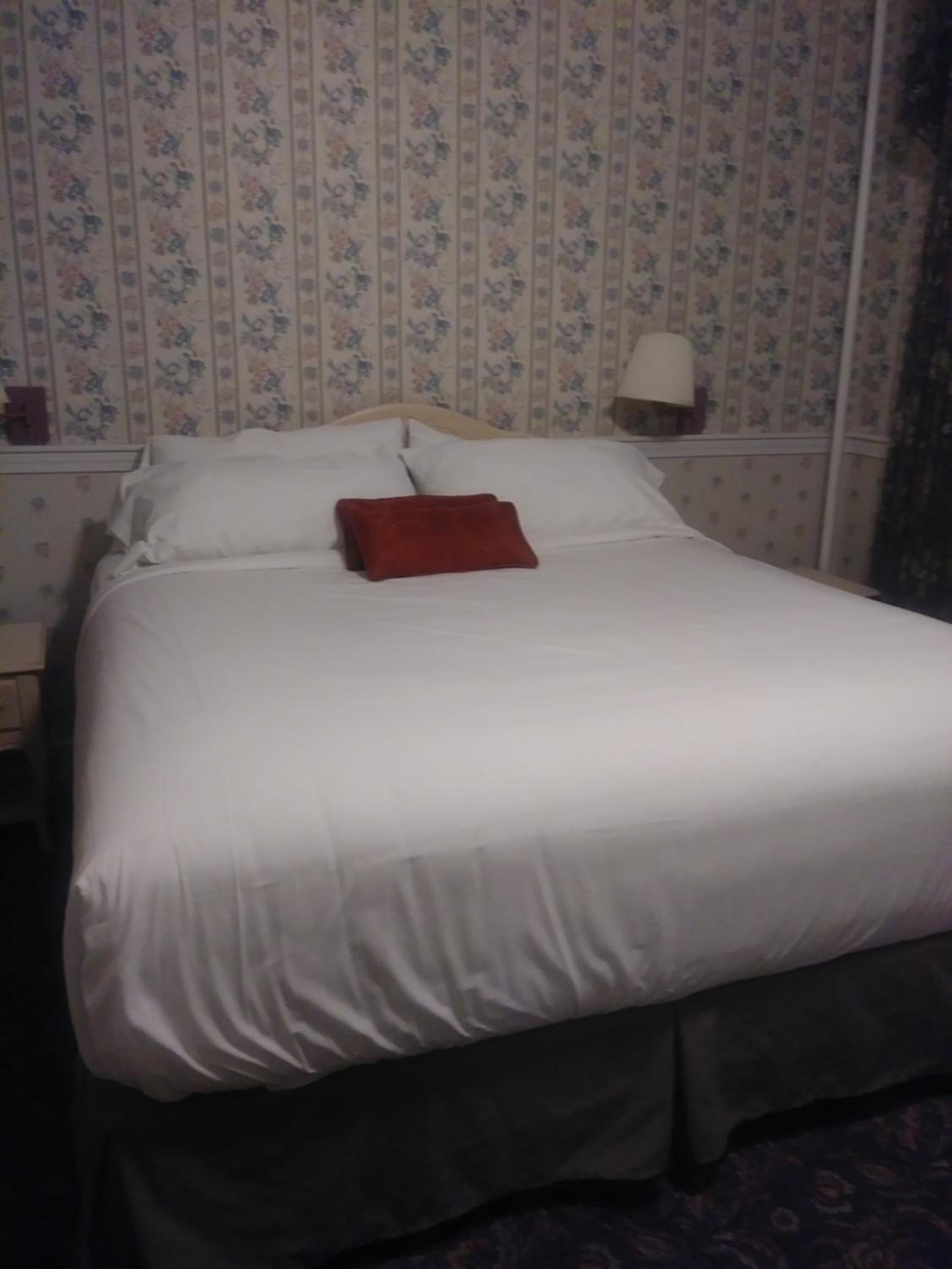 Thayers Inn photo 35
