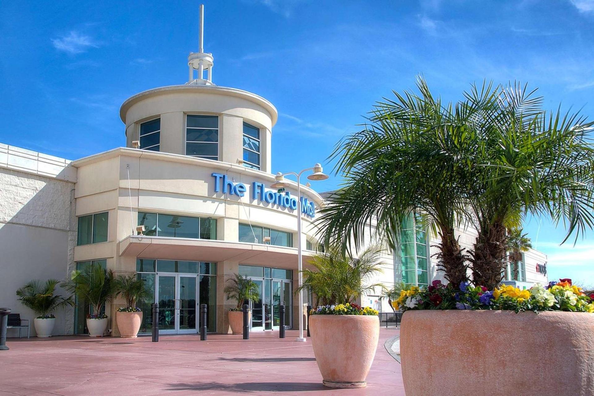 The Florida Hotel & Conference Center in the Florida Mall photo 6