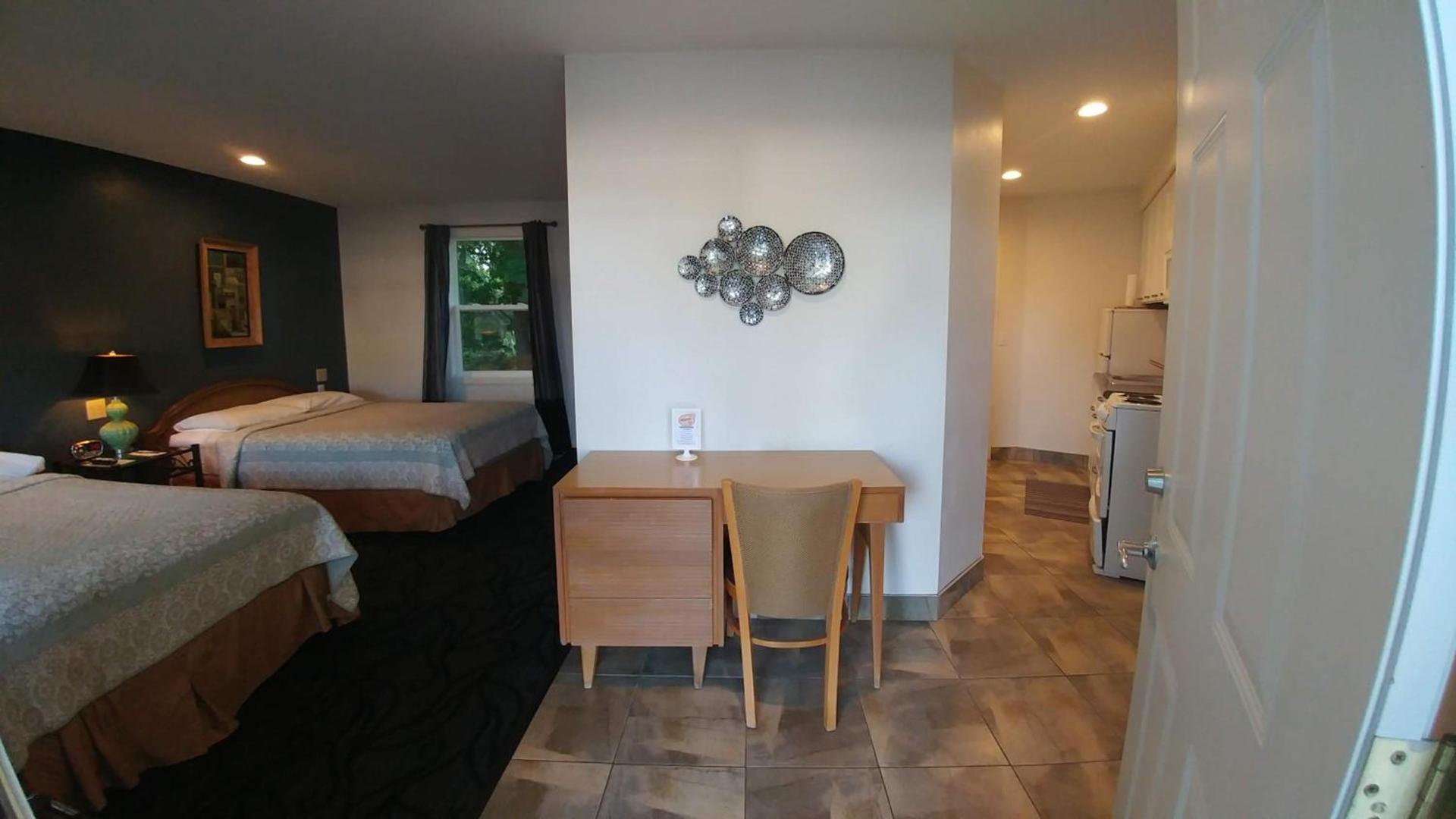 Motel 57 photo 37