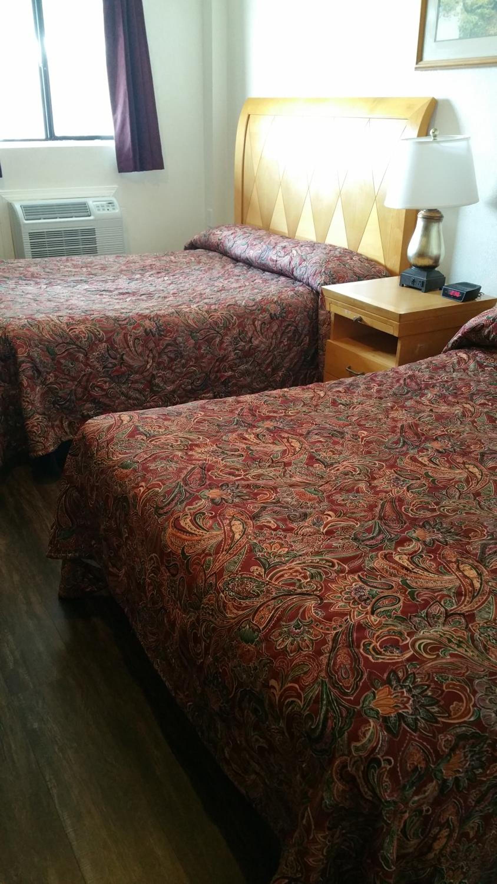 Ontario Inn photo 23