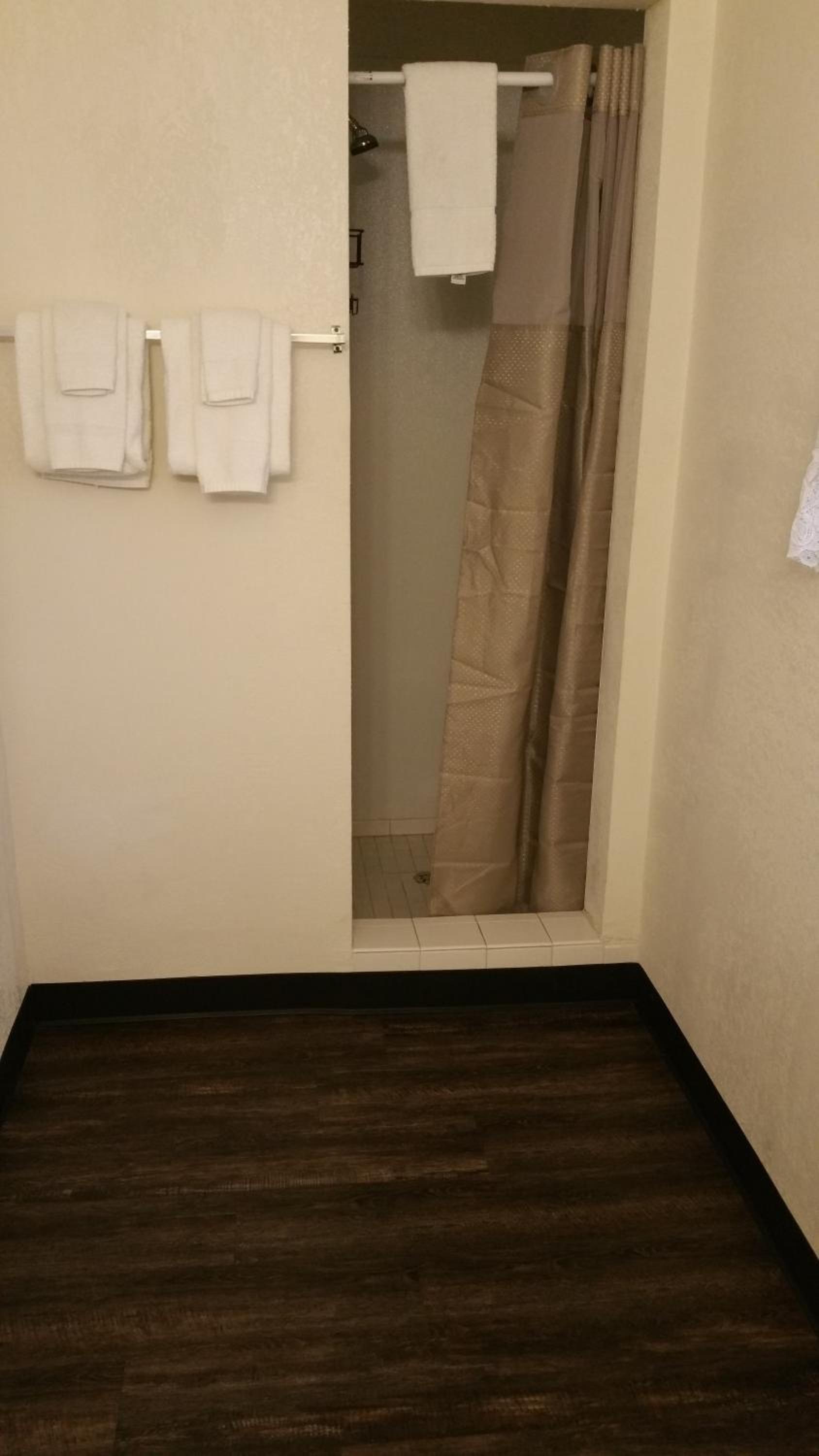 Ontario Inn photo 24