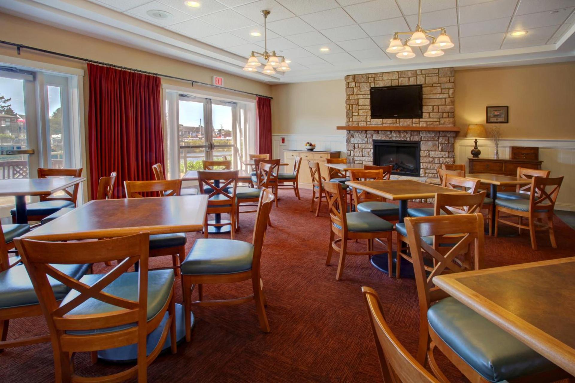 Rivertide Suites photo 30