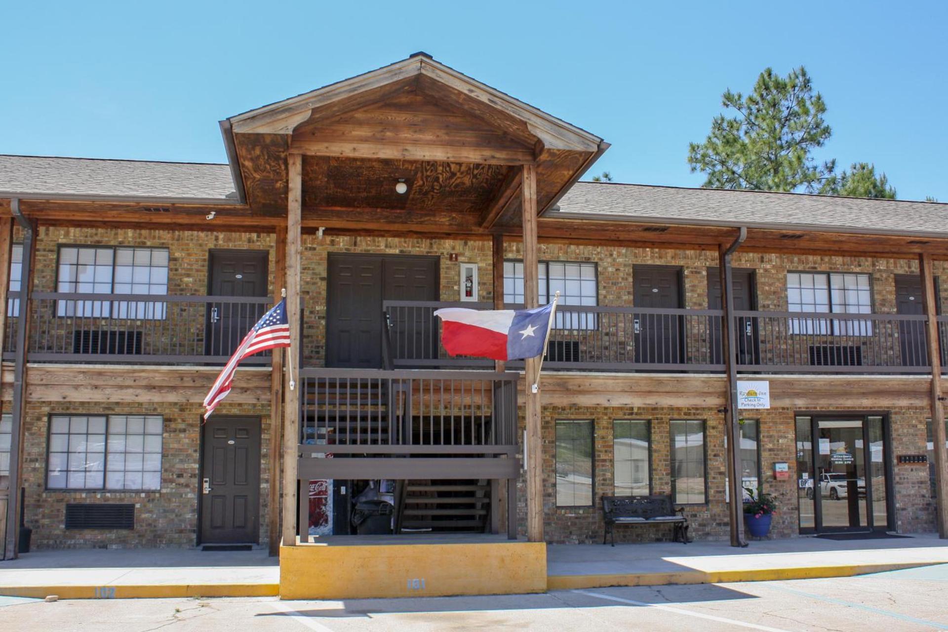 Rayburn Inn photo 23
