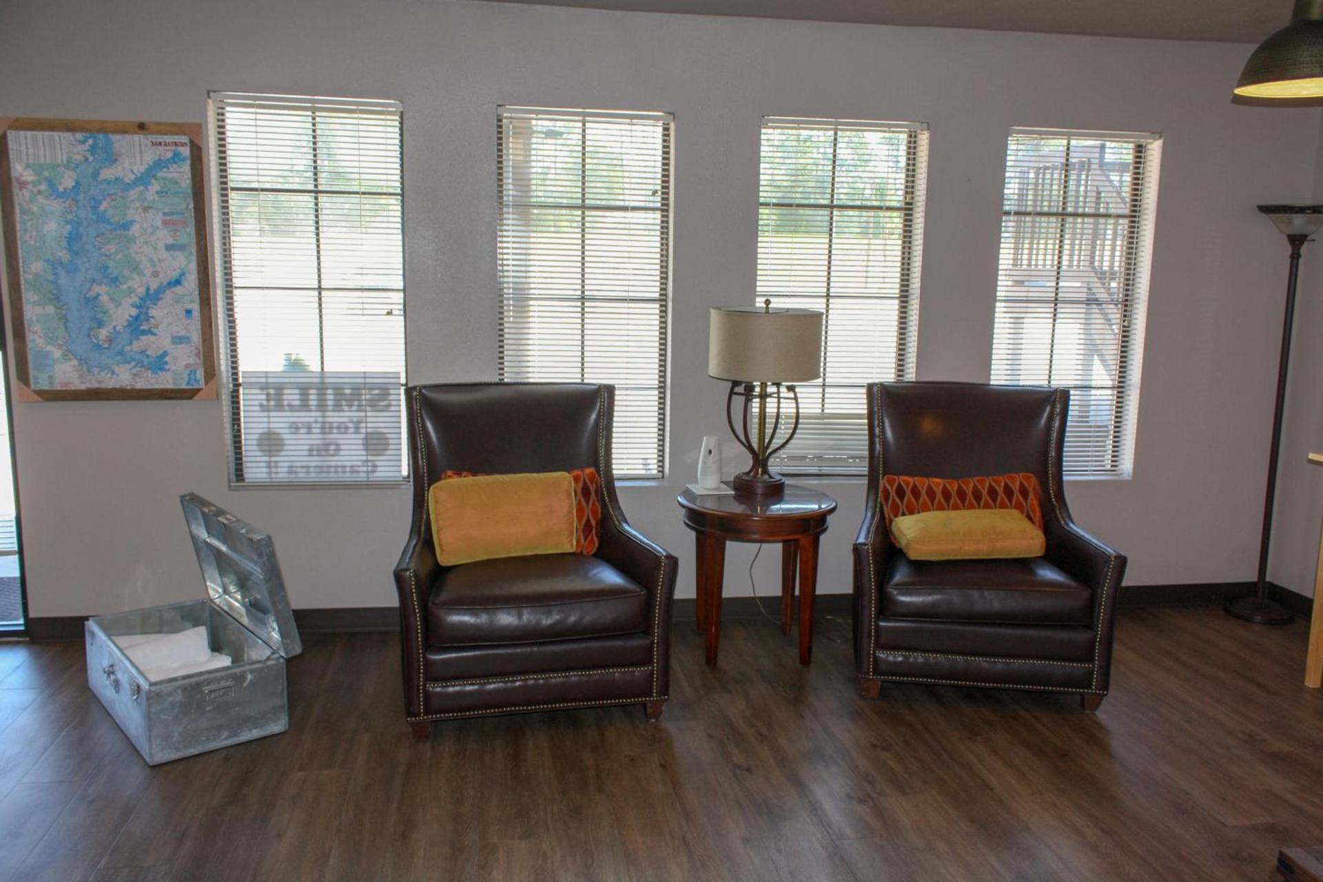 Rayburn Inn photo 5