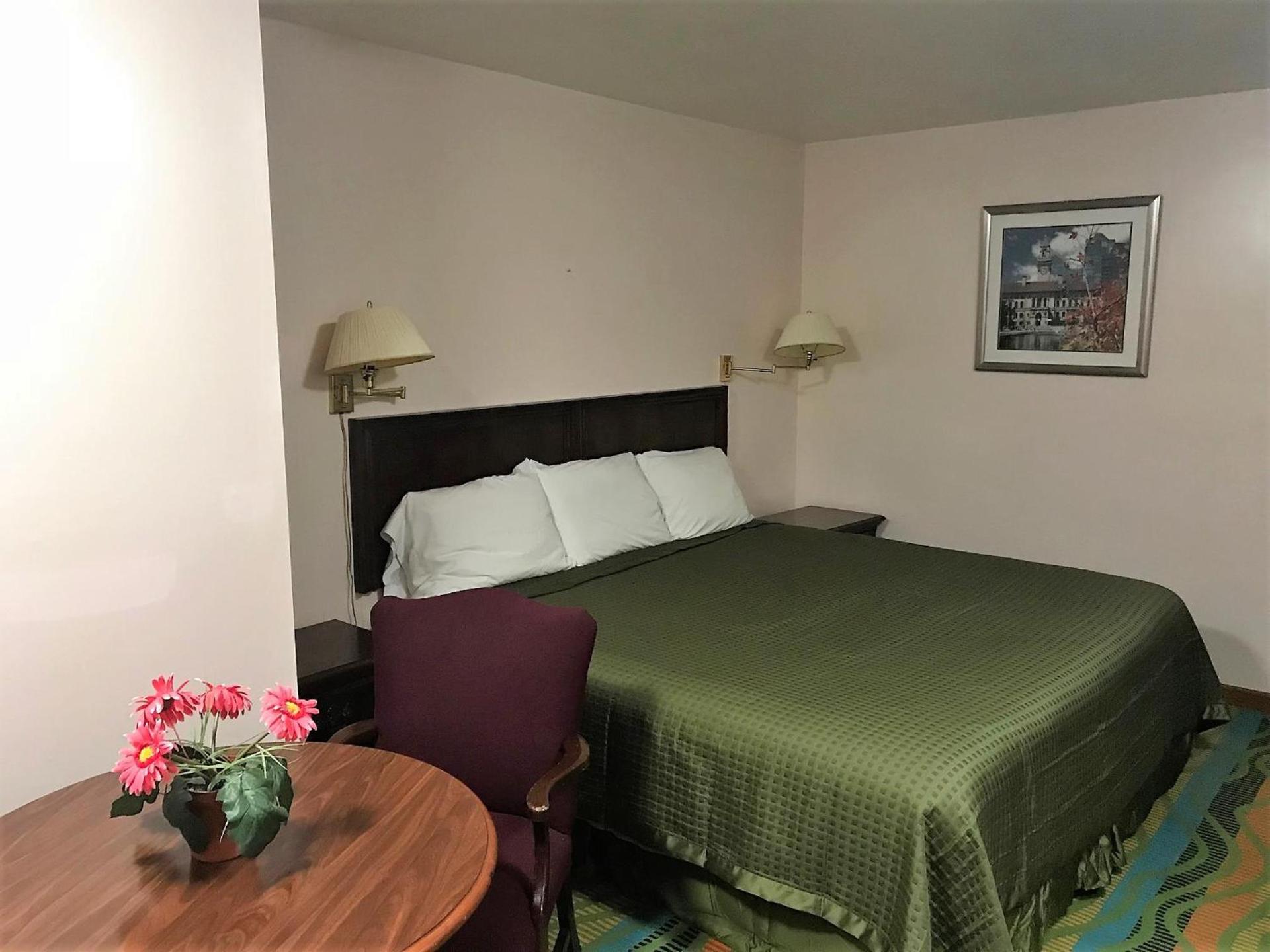 Atlantic Motel photo 24