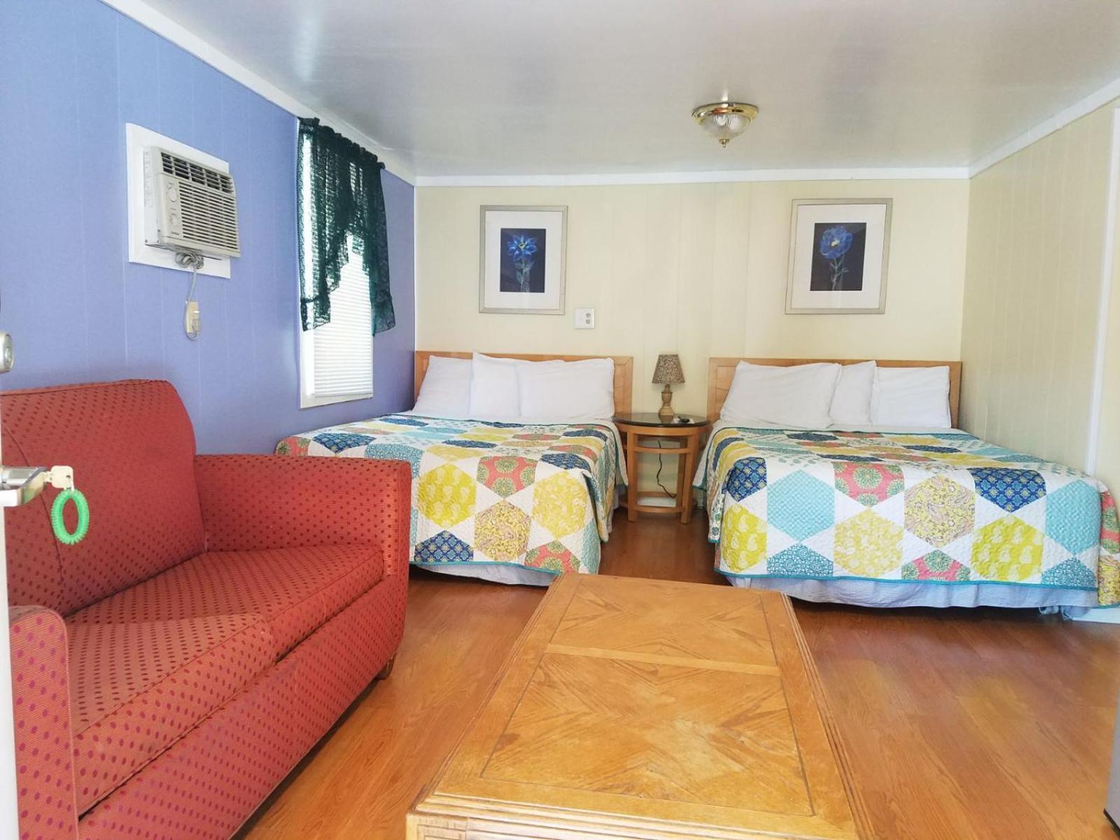 Seven Dwarfs Motel & Cabins photo 30