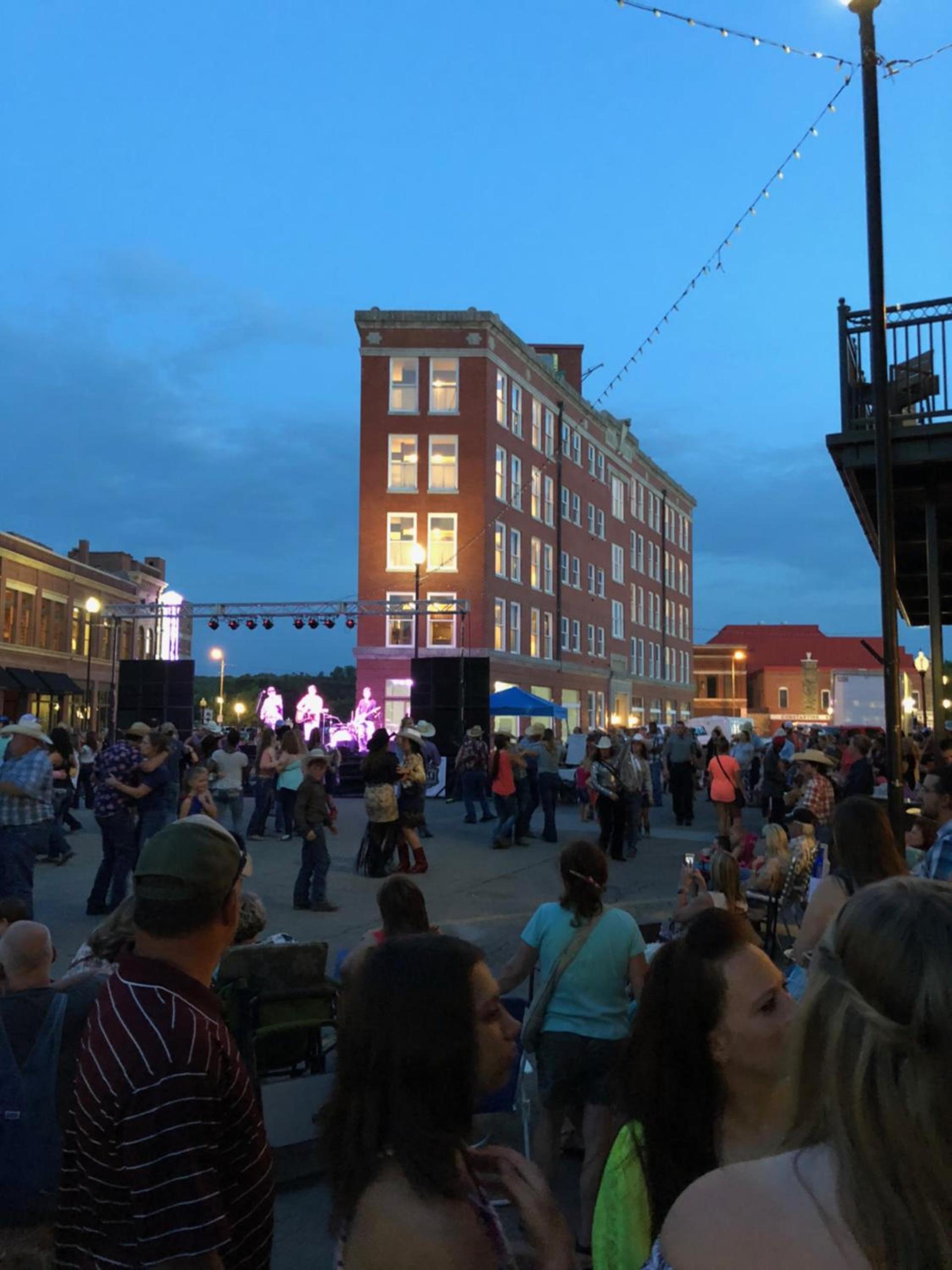 Frontier Hotel Pawhuska photo 8