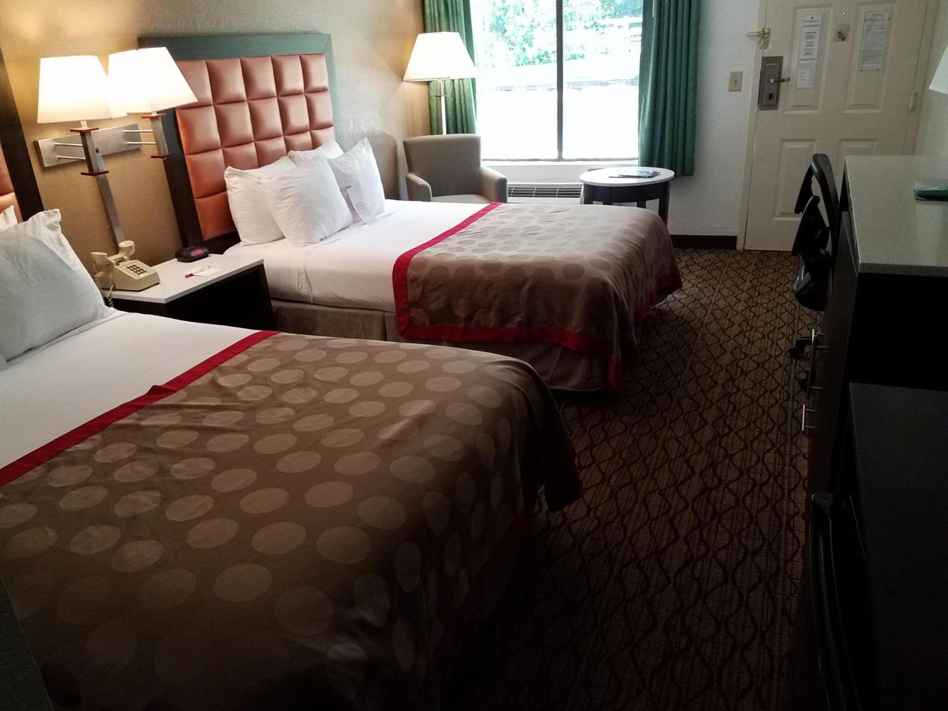 Ramada by Wyndham Temple Terrace/Tampa North photo 21