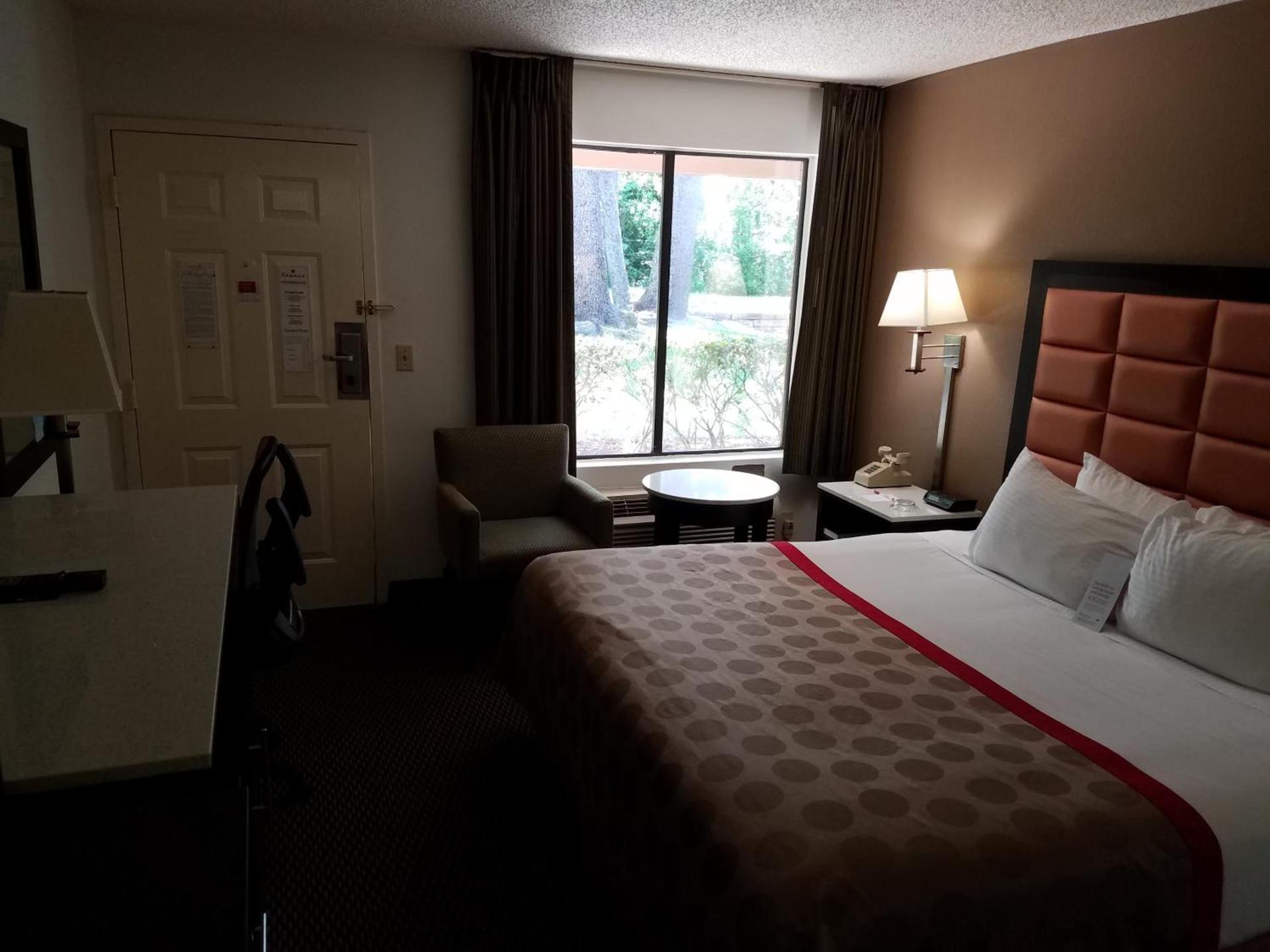 Ramada by Wyndham Temple Terrace/Tampa North photo 30