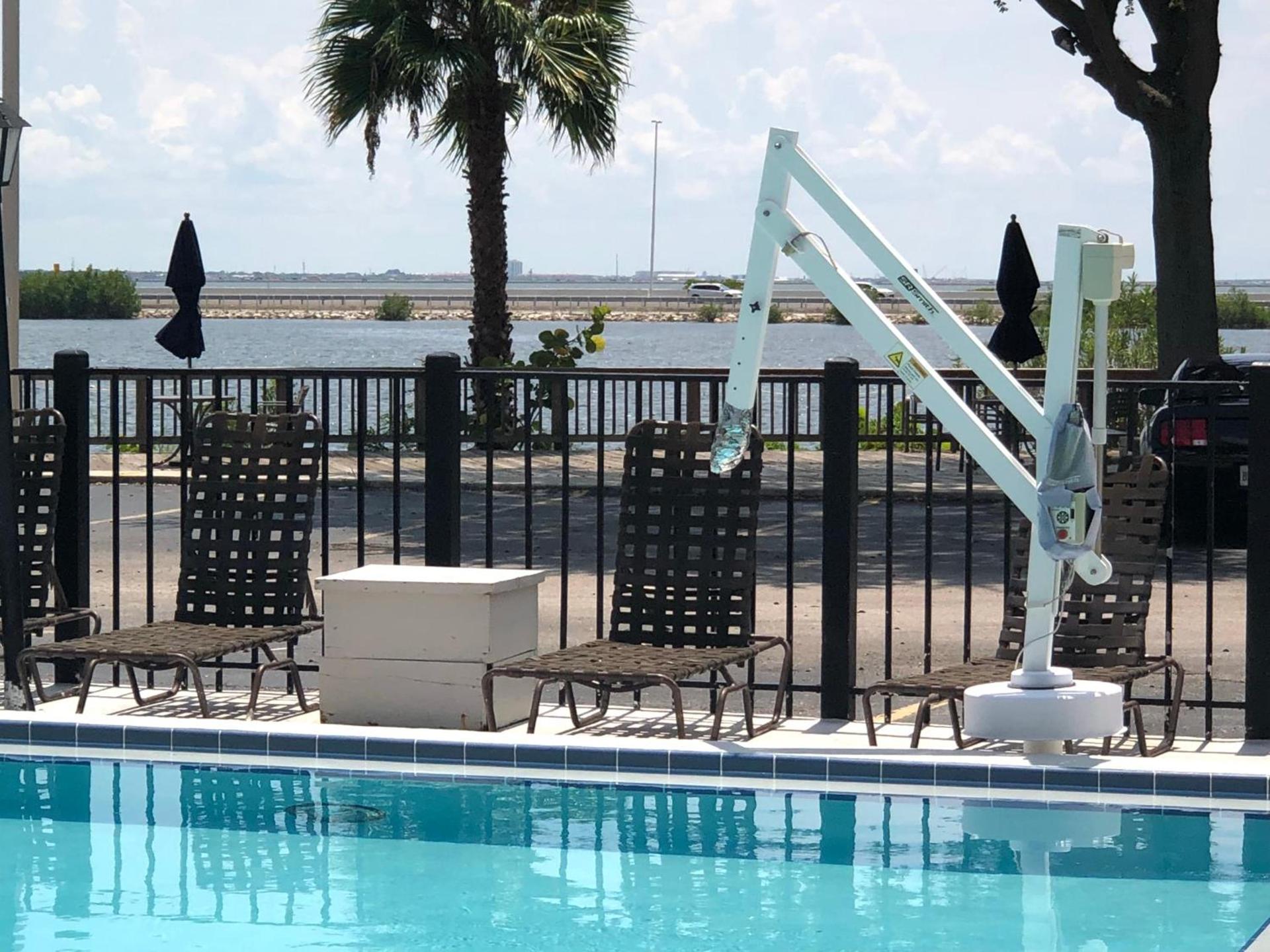 Chase Suite Hotel Rocky Point Tampa photo 31