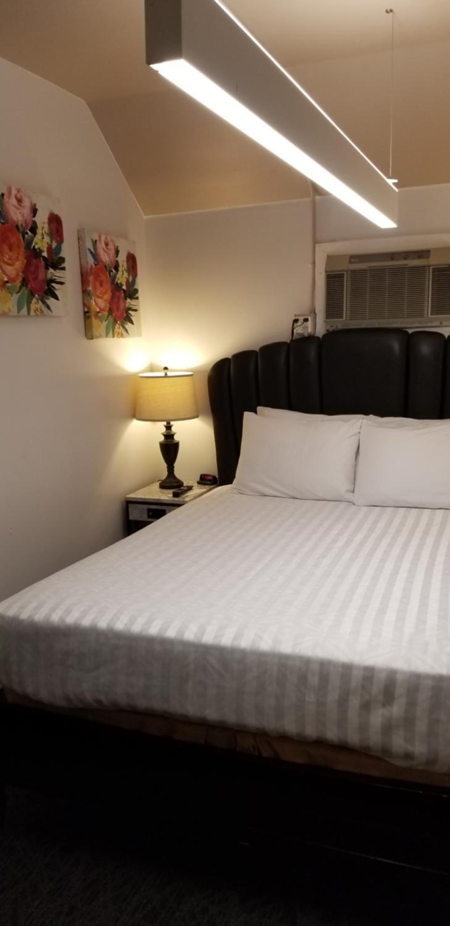 Deep Water Inn photo 28