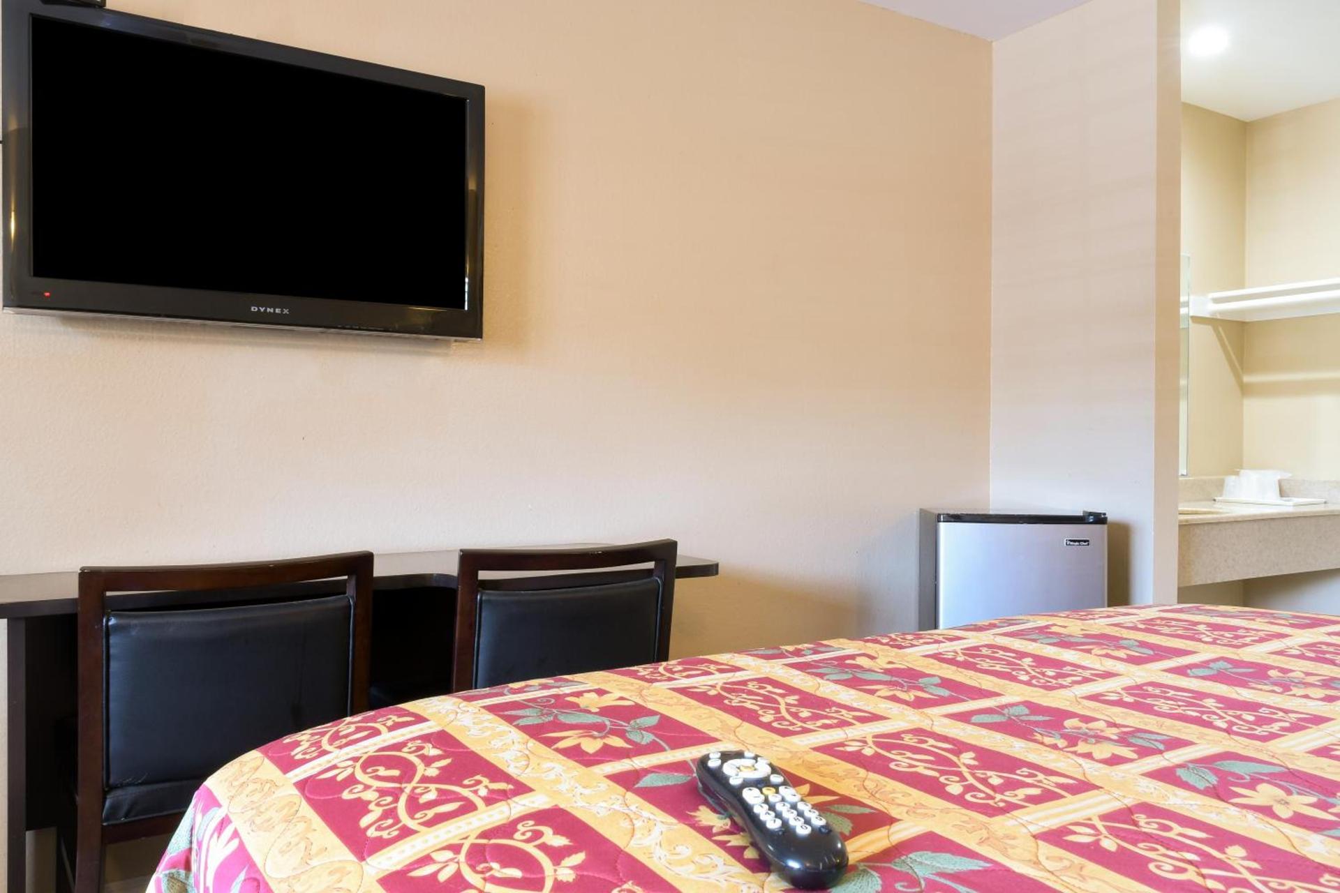 Covina Motel photo 15