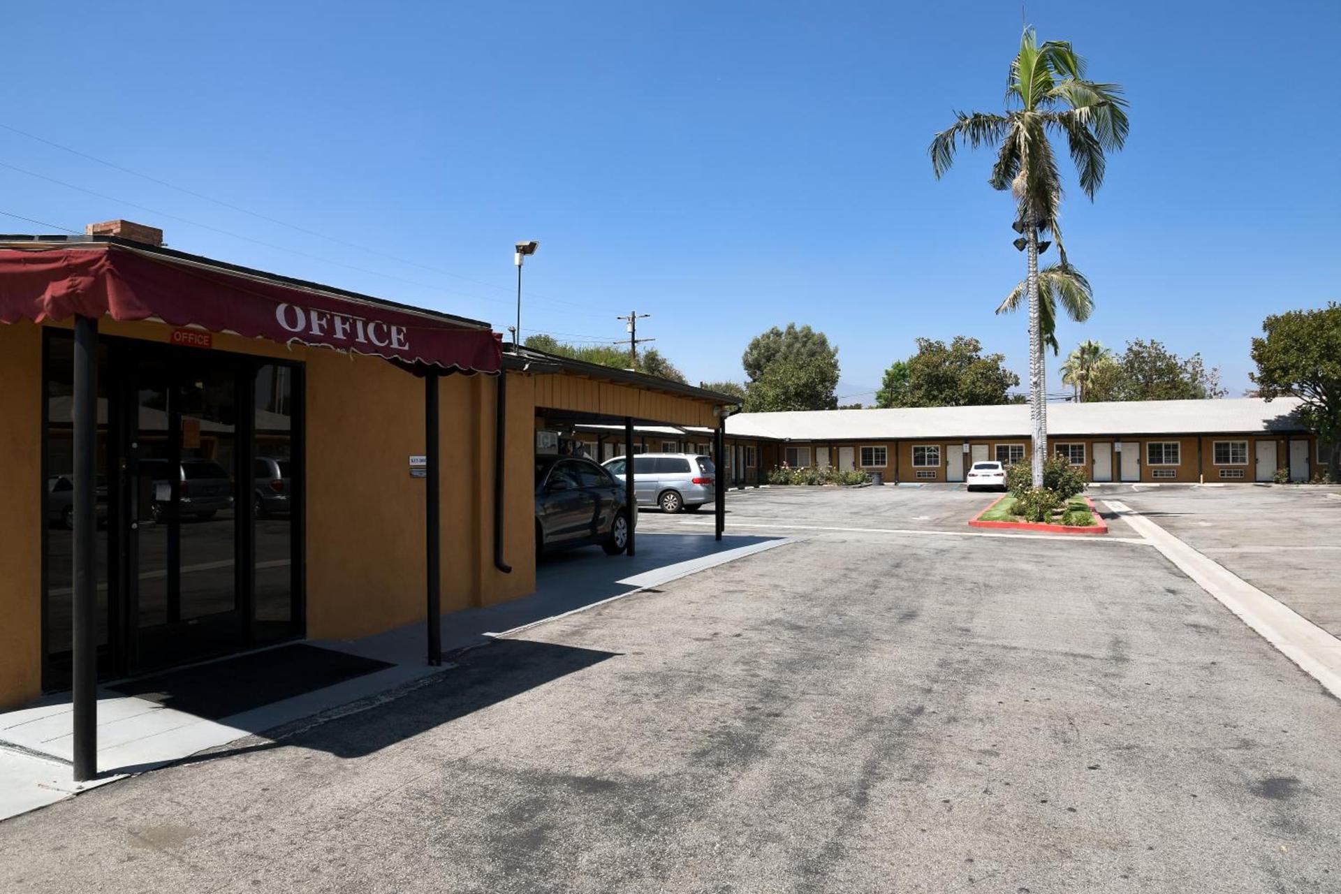 Covina Motel photo 2