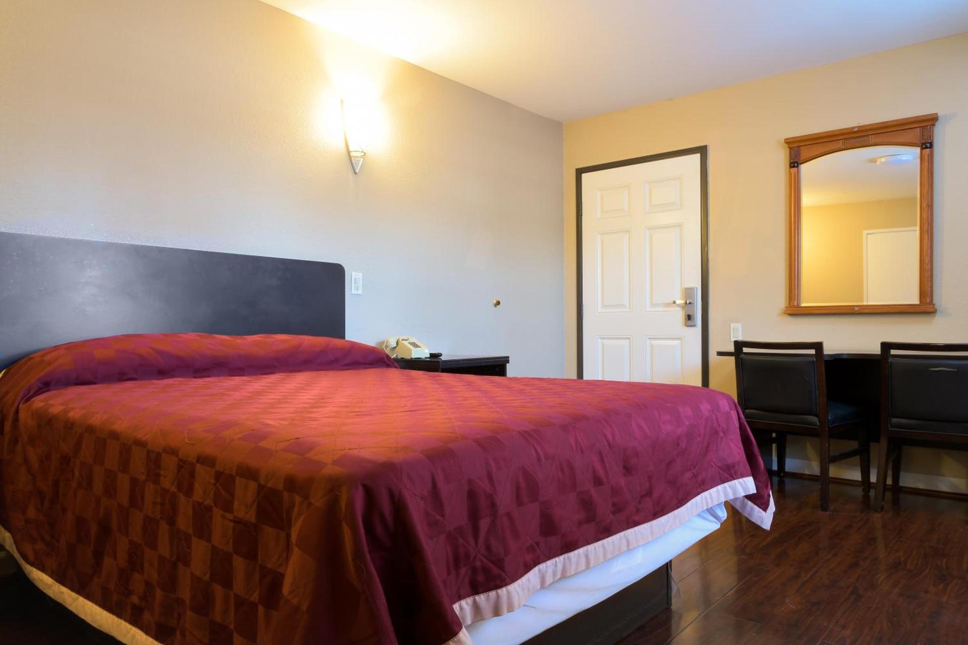 Covina Motel photo 8