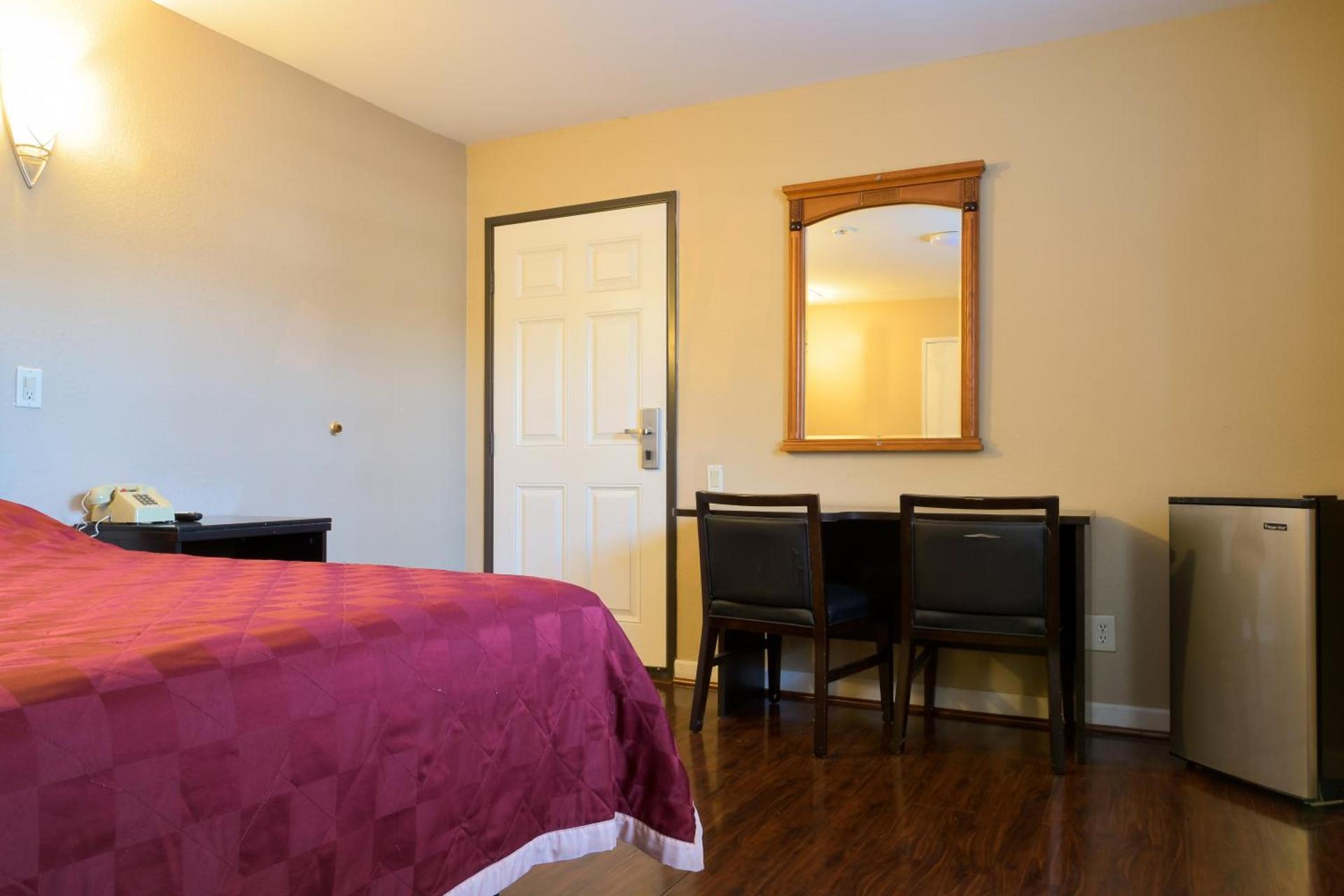 Covina Motel photo 16