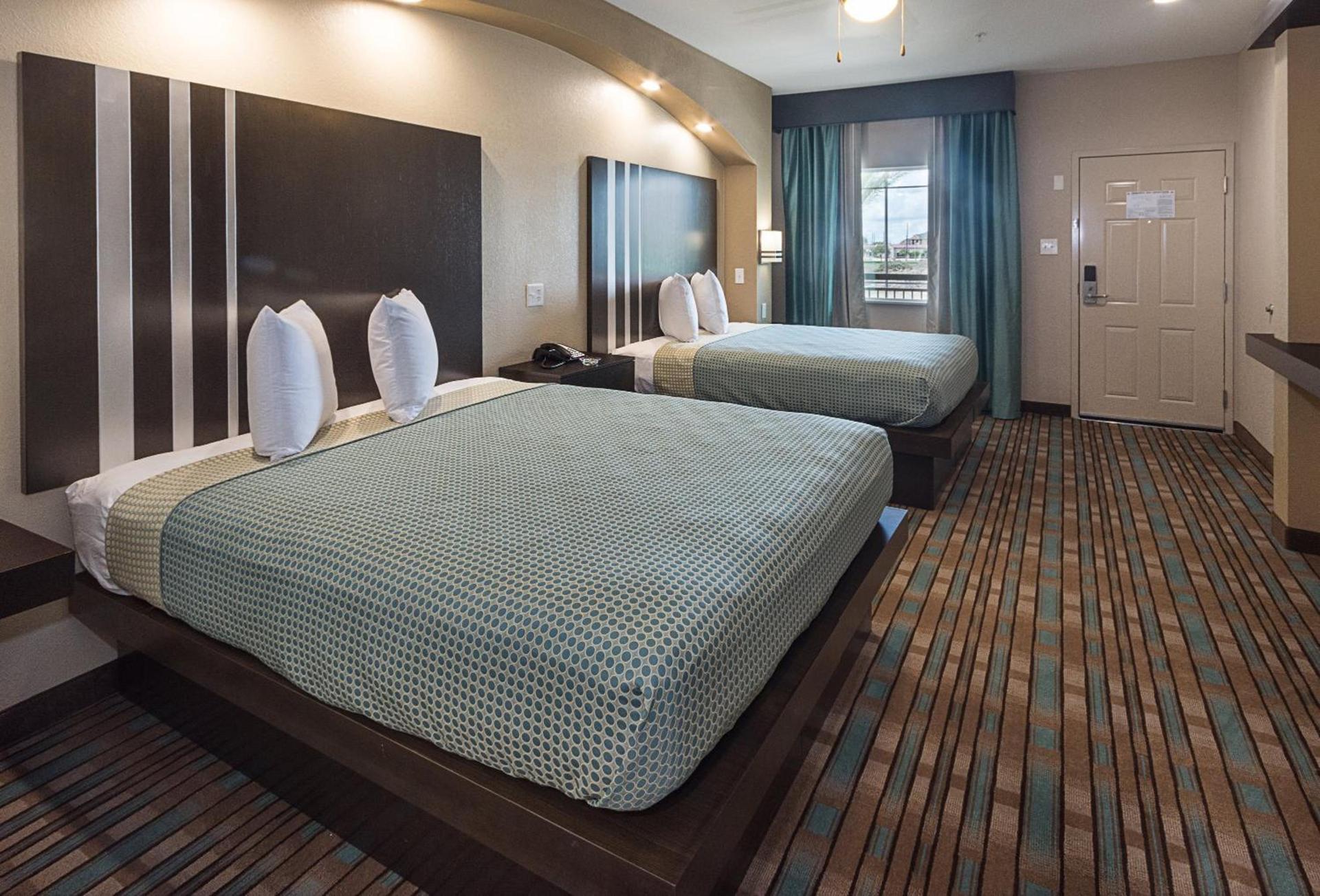 Econo Lodge Inn & Suites Houston NW-Cy-Fair photo 22