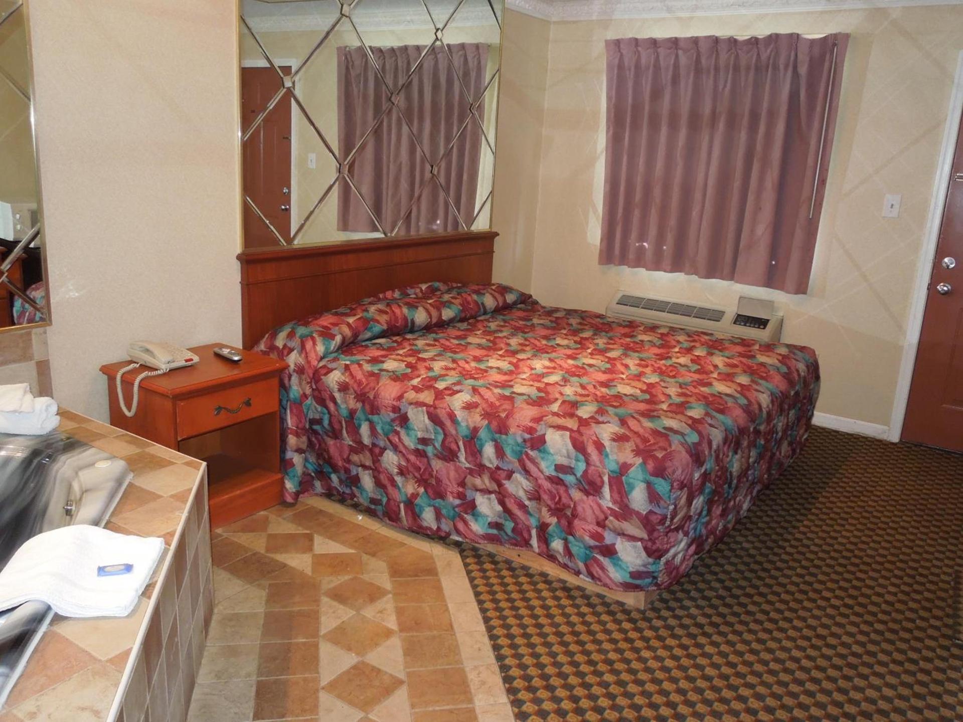 Red Carpet Inn Absecon photo 11