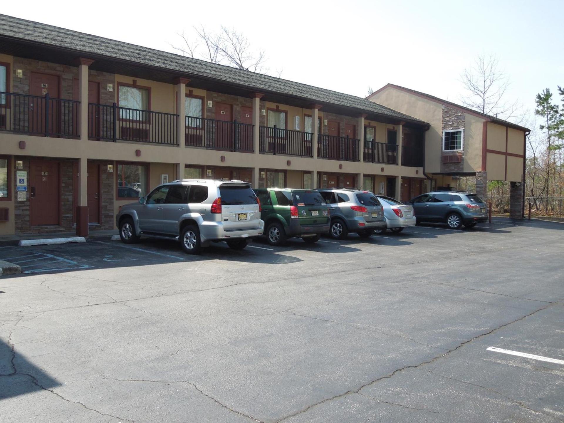 Red Carpet Inn Absecon photo 2