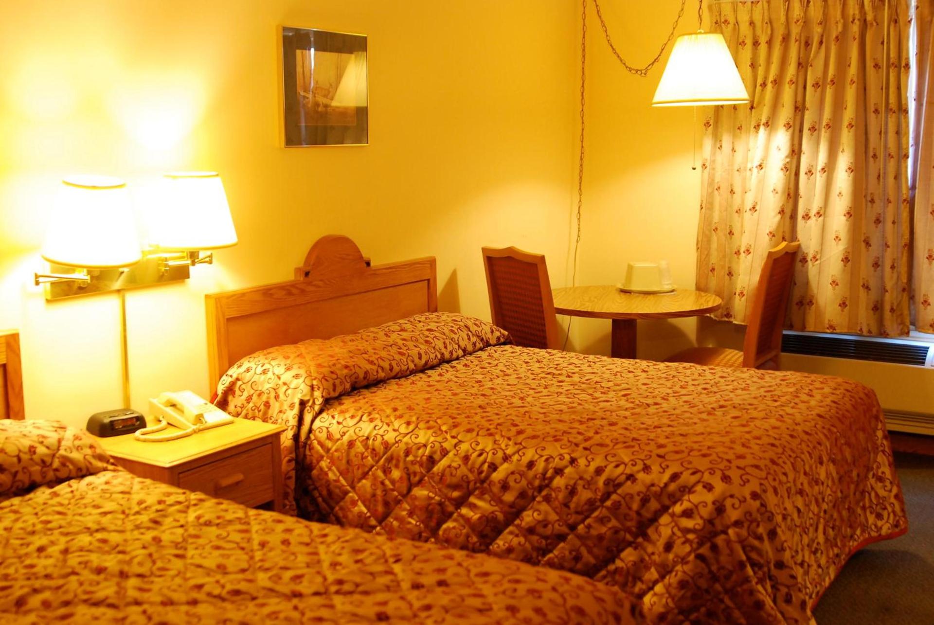 Luck Country Inn photo 27