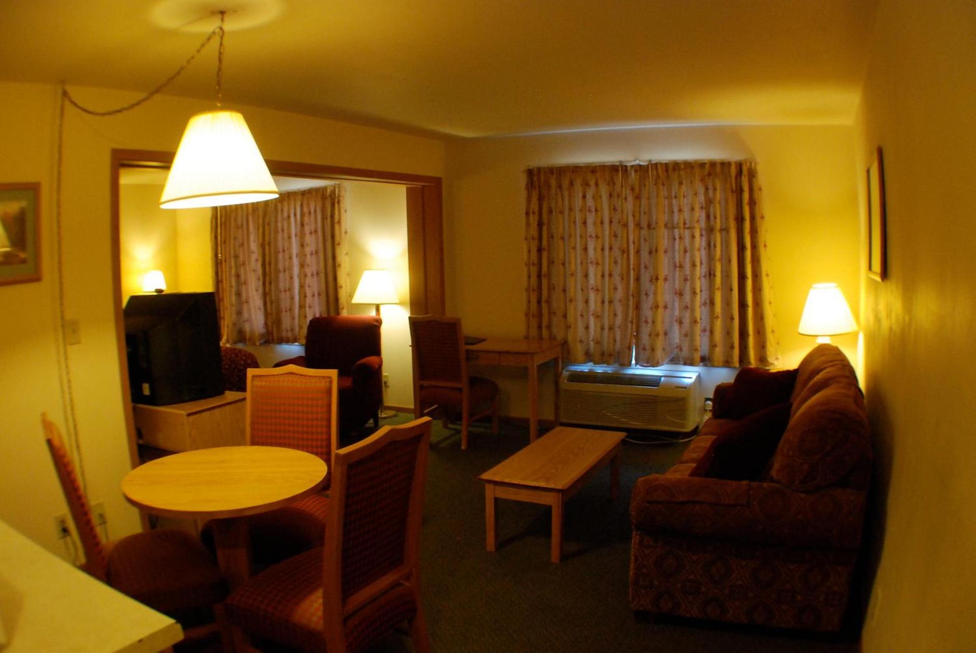 Luck Country Inn photo 24