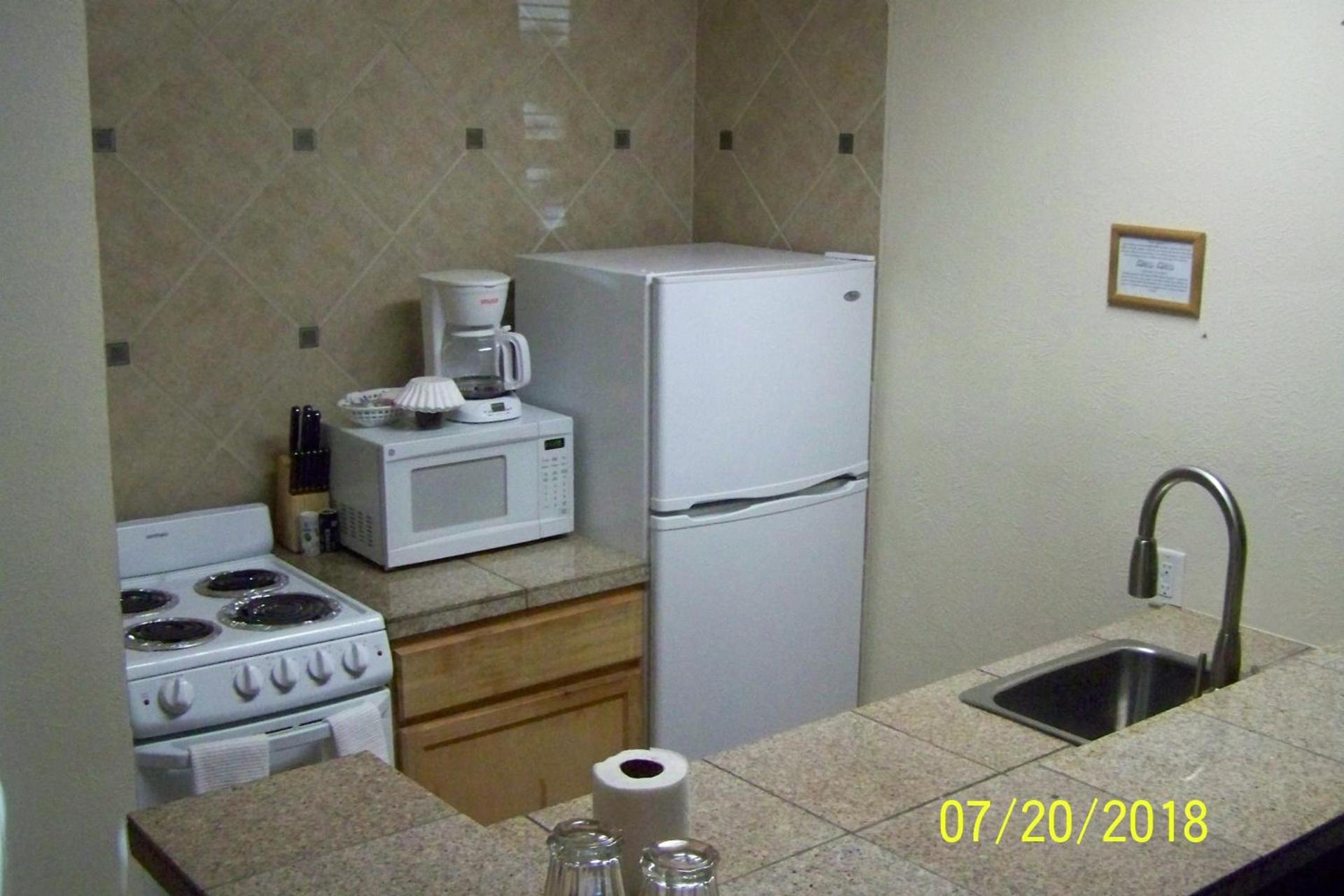 Village Lodge photo 10