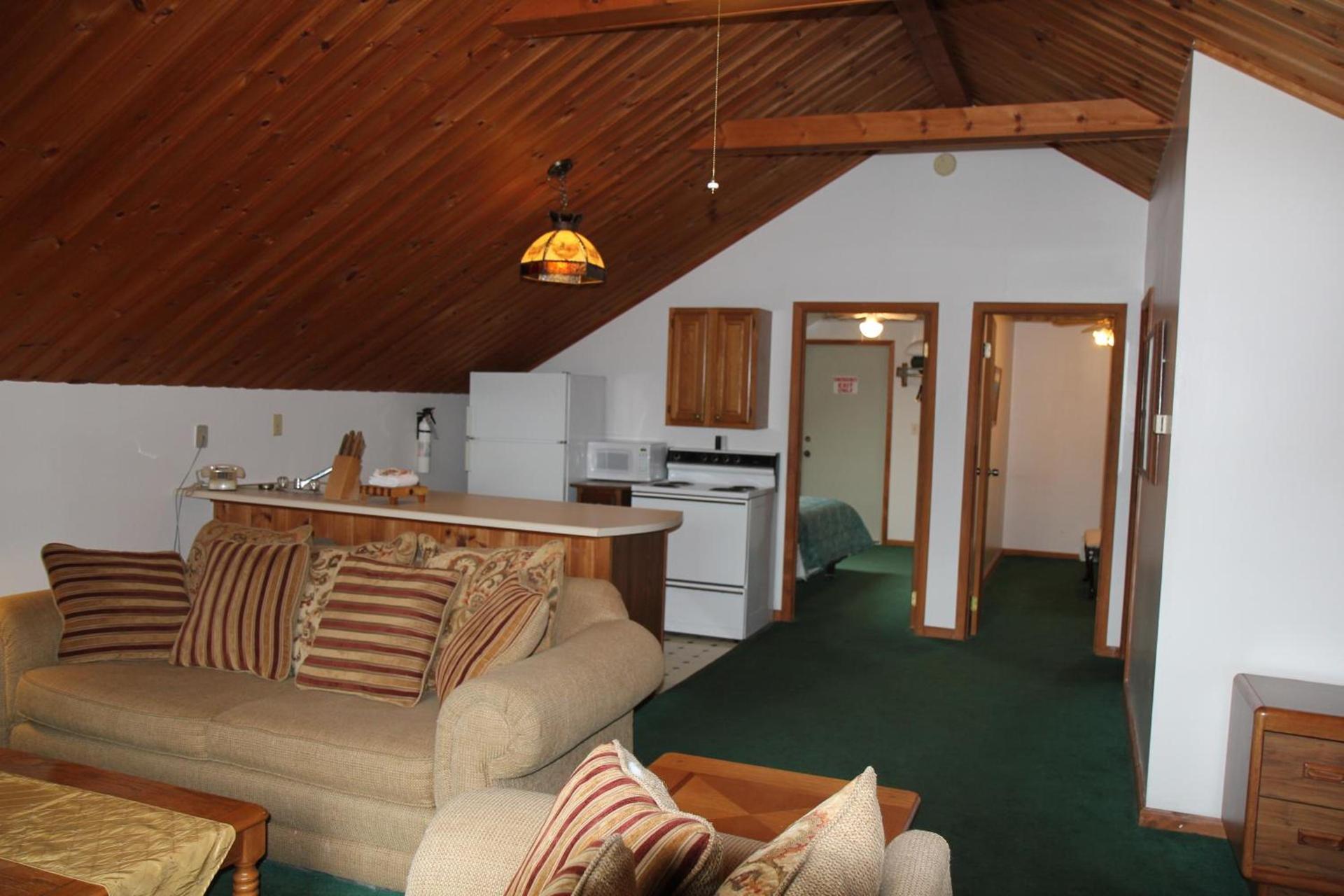 Sara Placid Inn & Suites photo 51