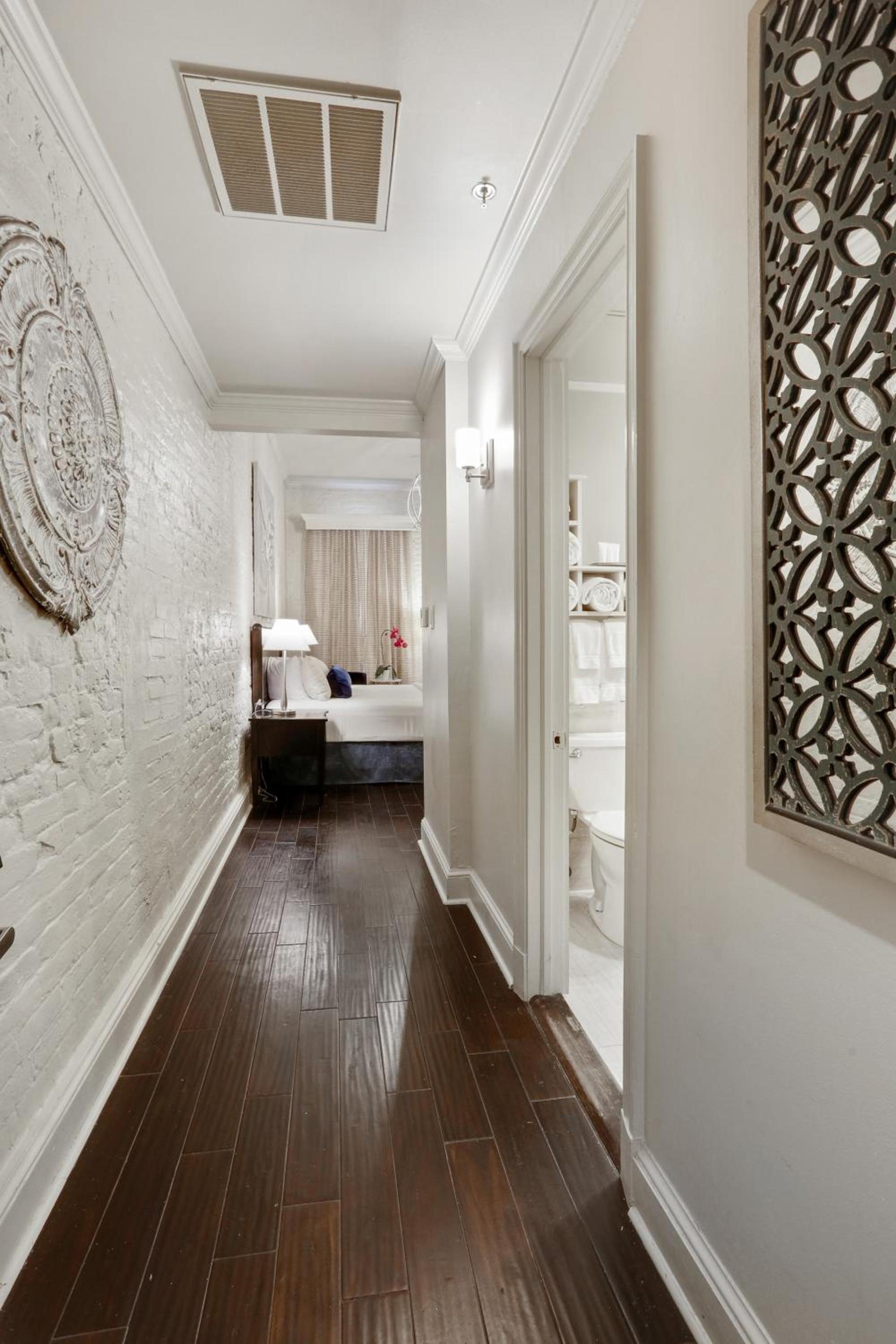 La Galerie French Quarter Hotel photo 16