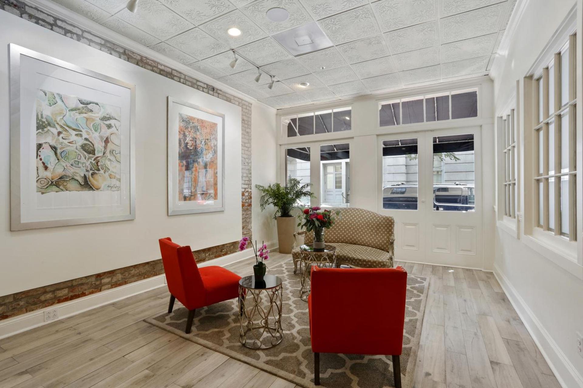 La Galerie French Quarter Hotel photo 2