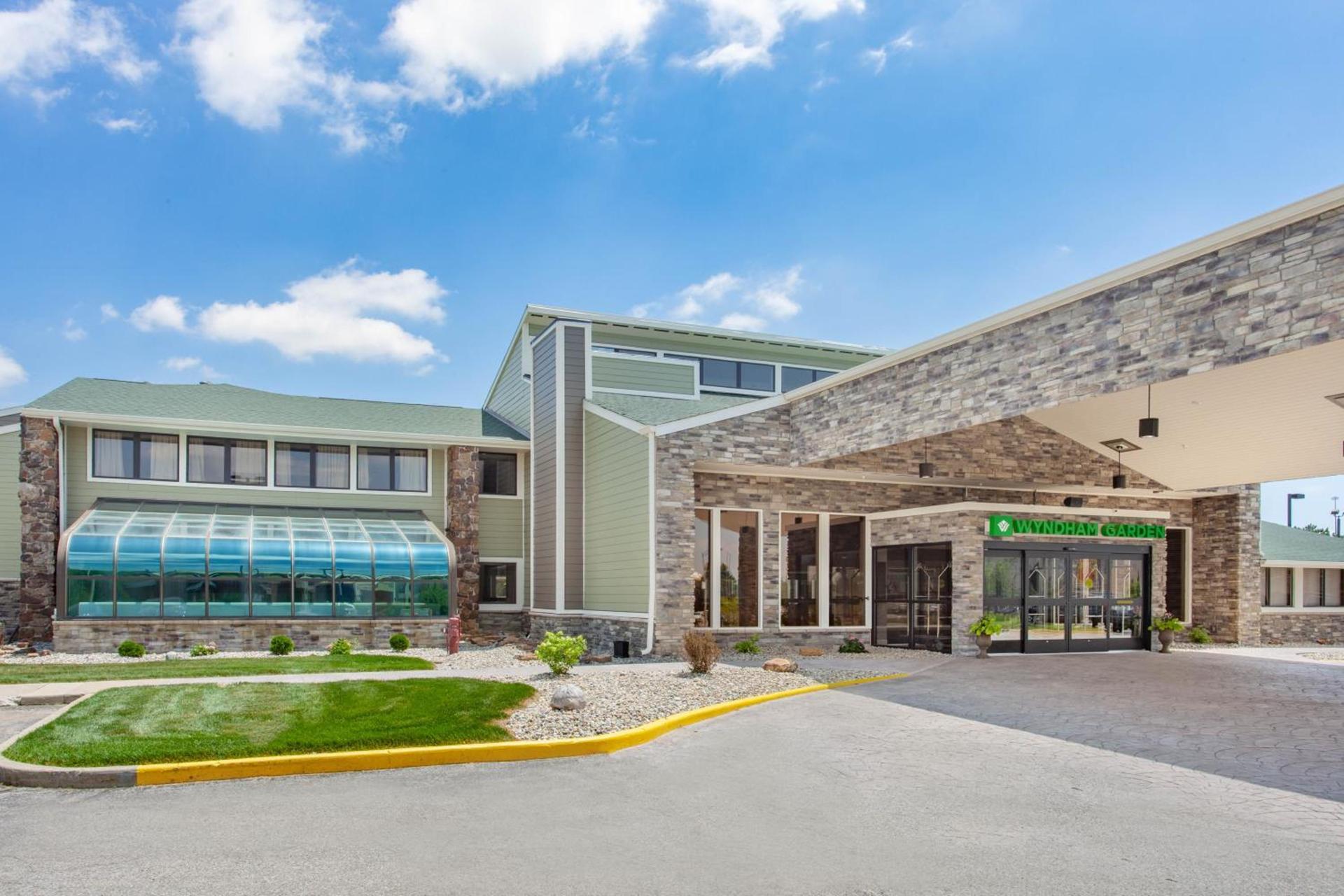Wyndham Garden Fort Wayne photo 25