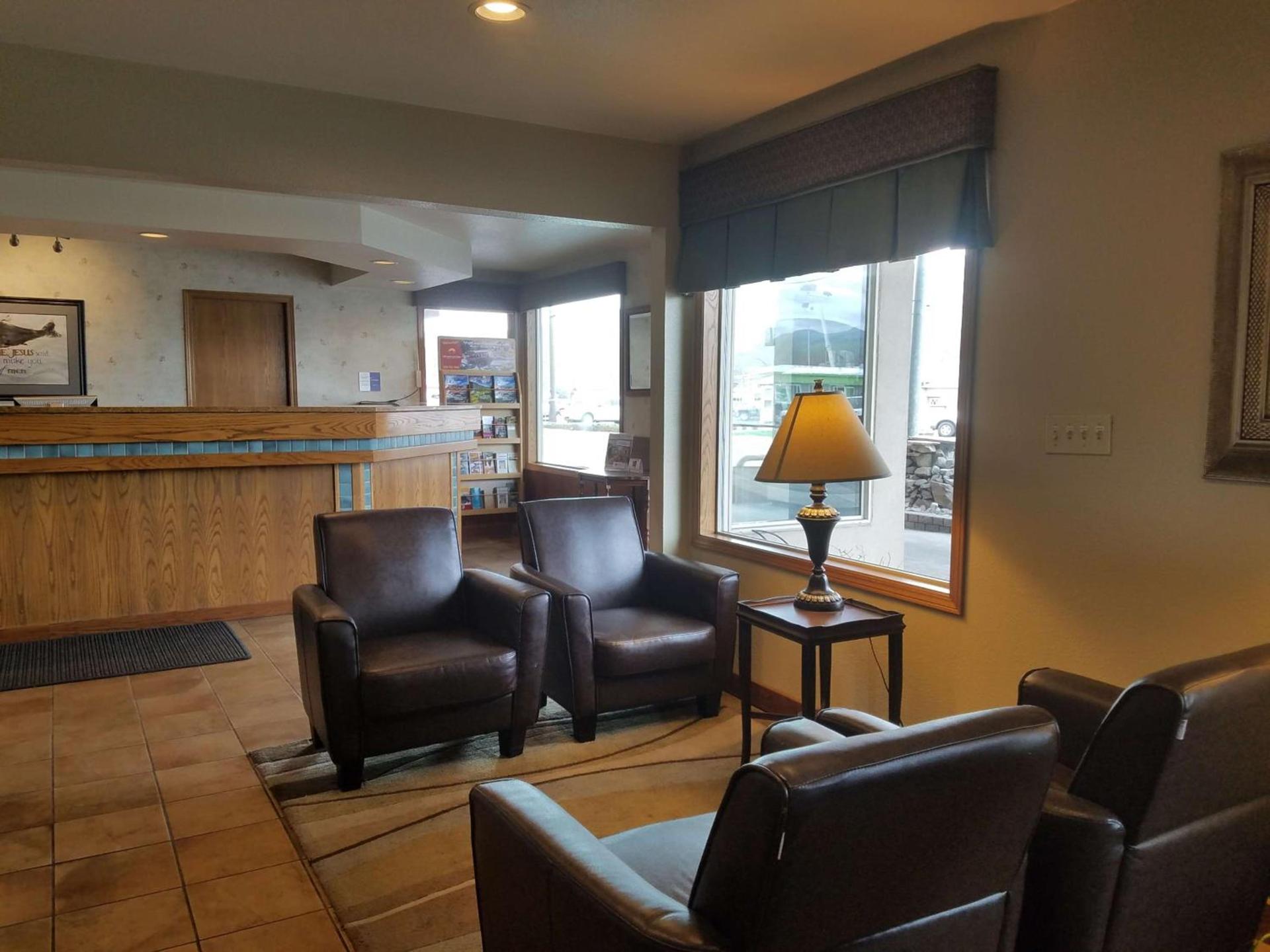 RiverTree Inn & Suites photo 7