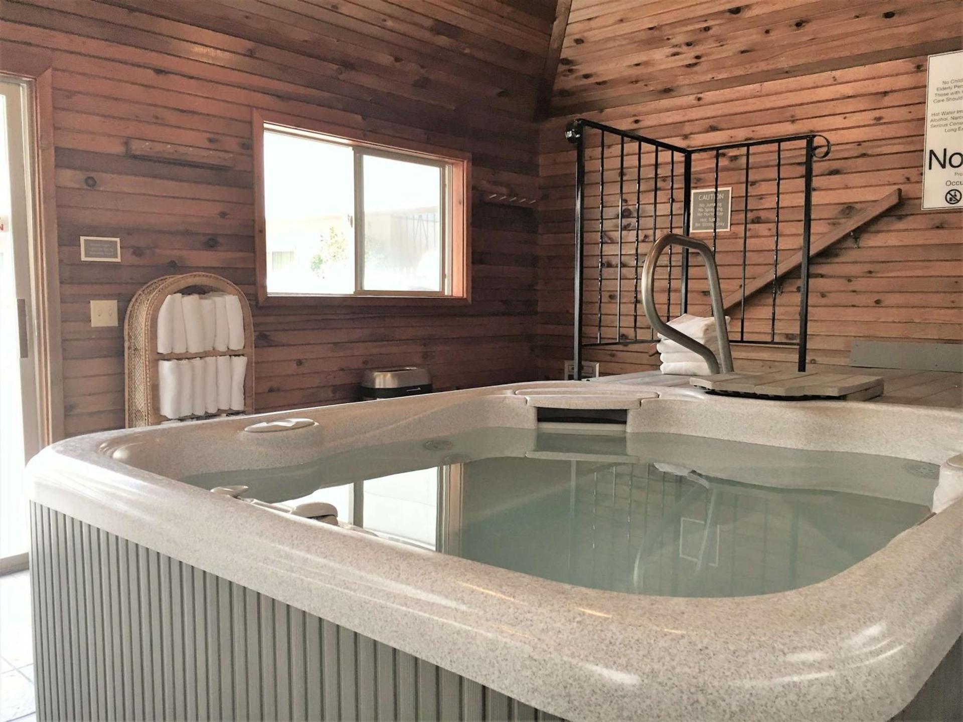 RiverTree Inn & Suites photo 10
