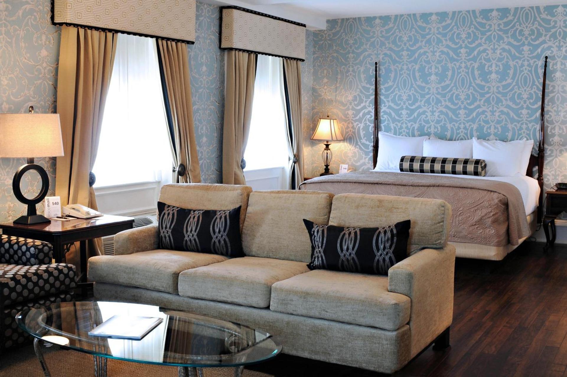 Molly Pitcher Inn photo 12
