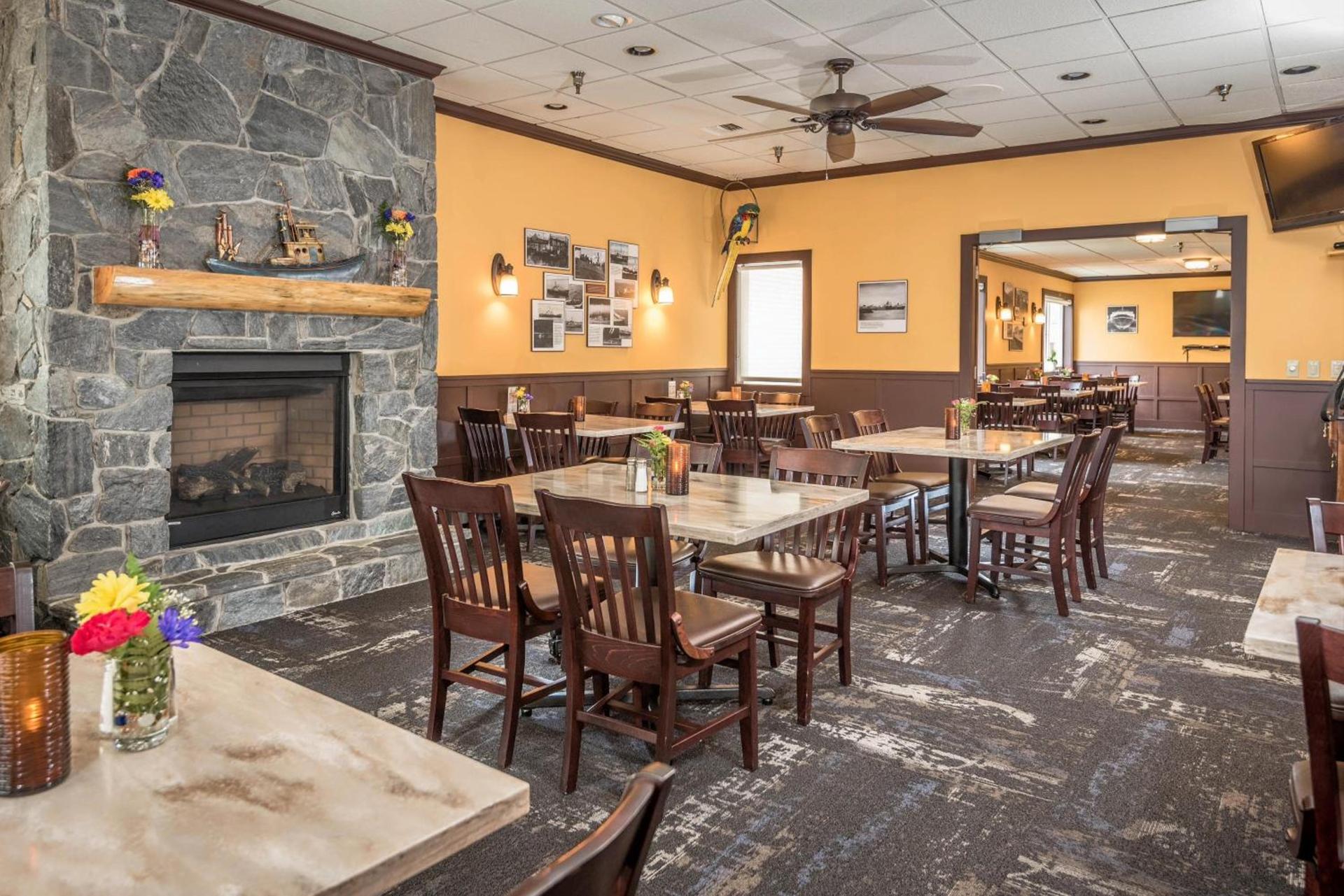 The Landing Hotel photo 9