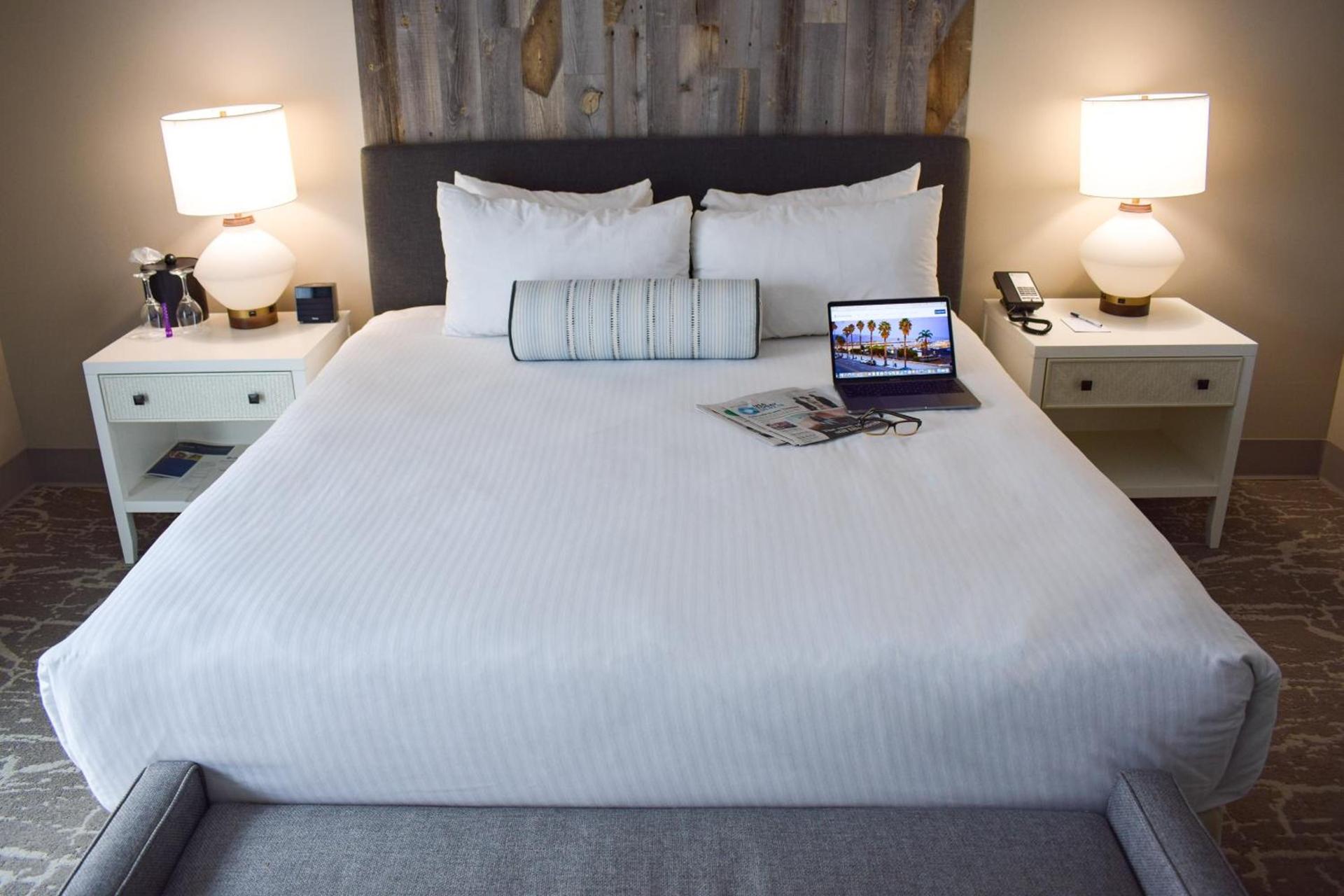 Beachside Inn photo 81