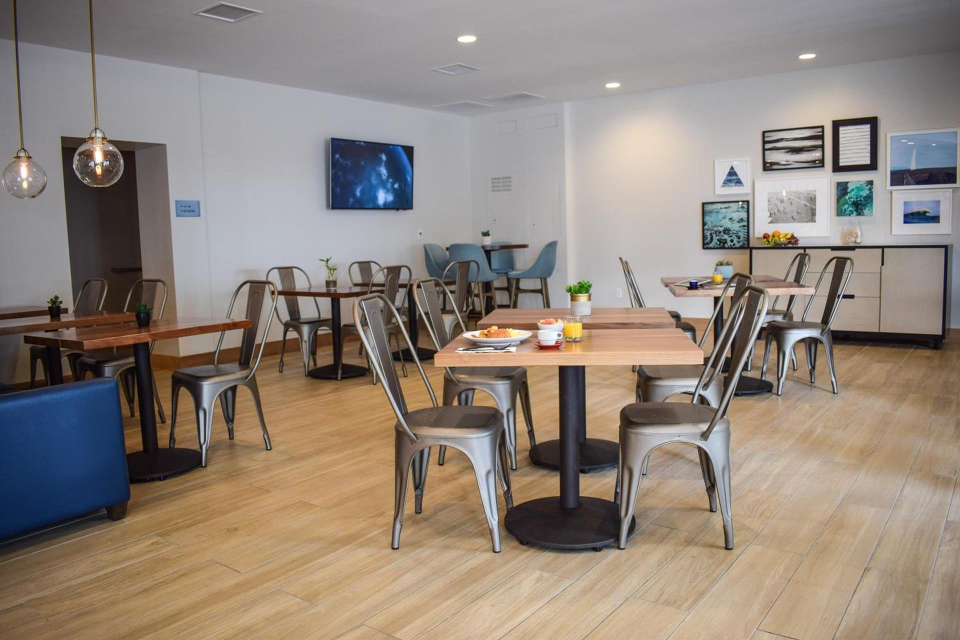 Beachside Inn photo 47