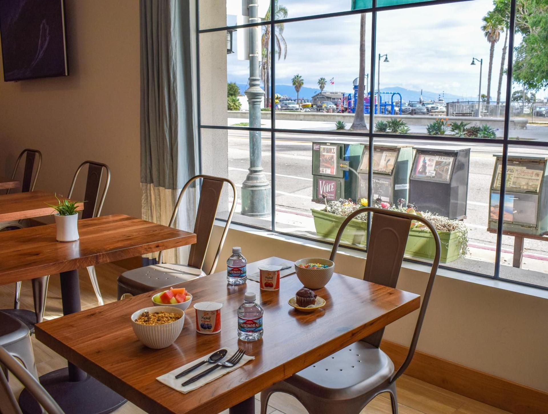 Beachside Inn photo 46