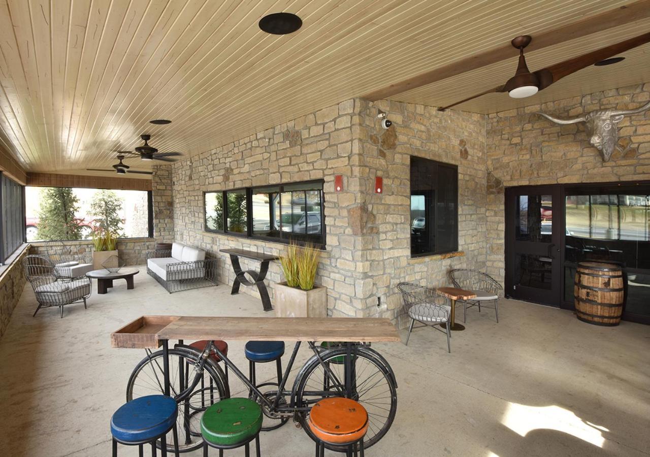 Stoney Creek Hotel Tulsa - Broken Arrow photo 10