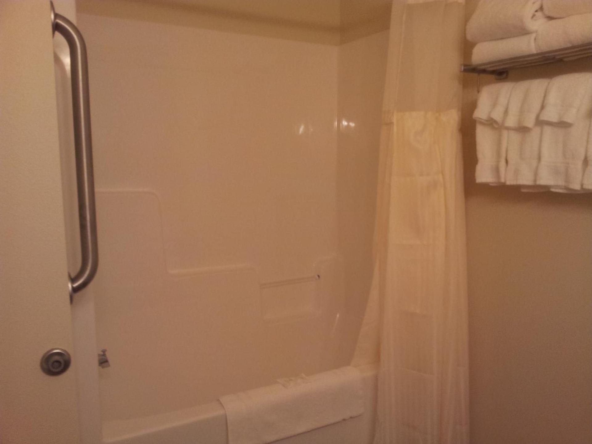 Extended Stay Americas Suites - Minot photo 19