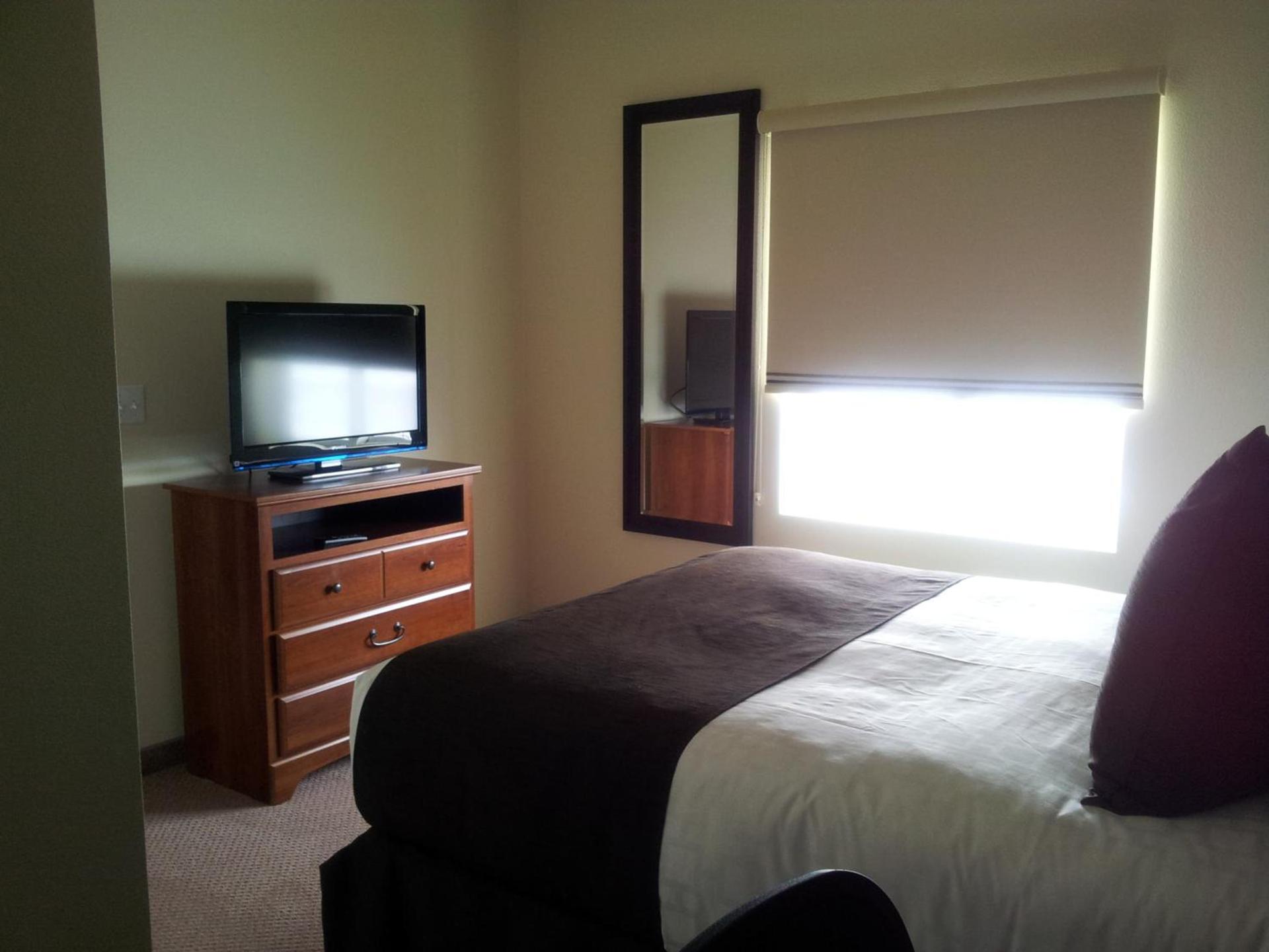 Extended Stay Americas Suites - Minot photo 20