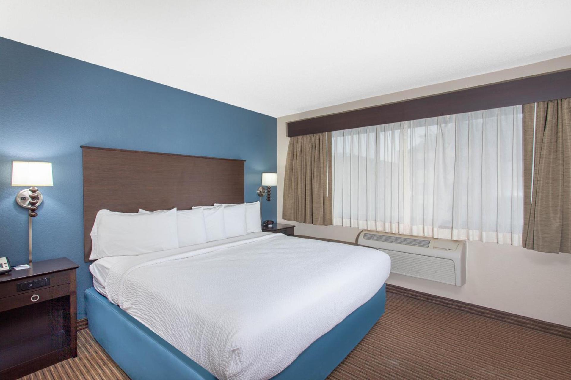 AmericInn by Wyndham Mankato Event Center near MSU photo 43