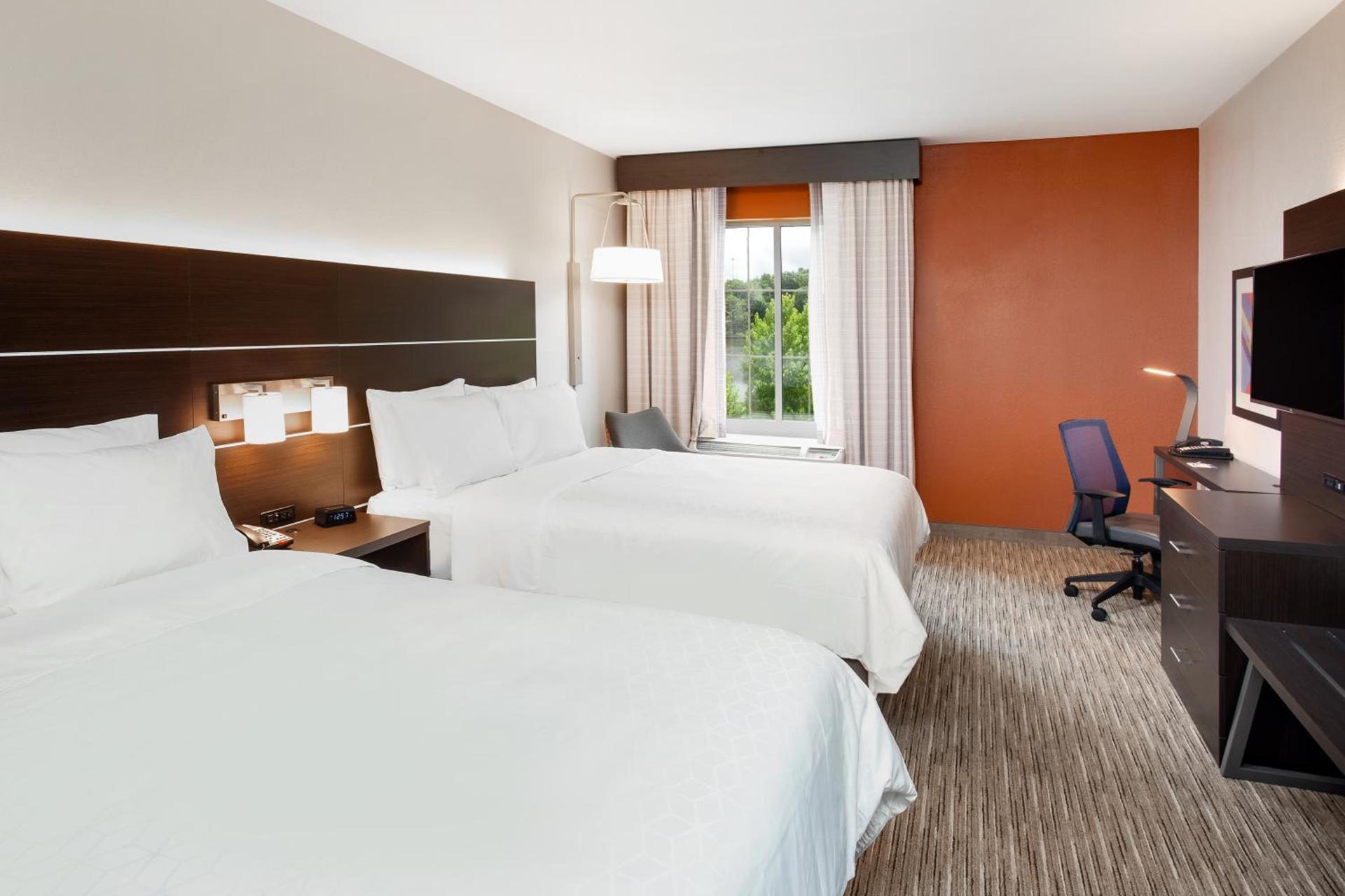 Holiday Inn Express Haskell-Wayne Area by IHG photo 2