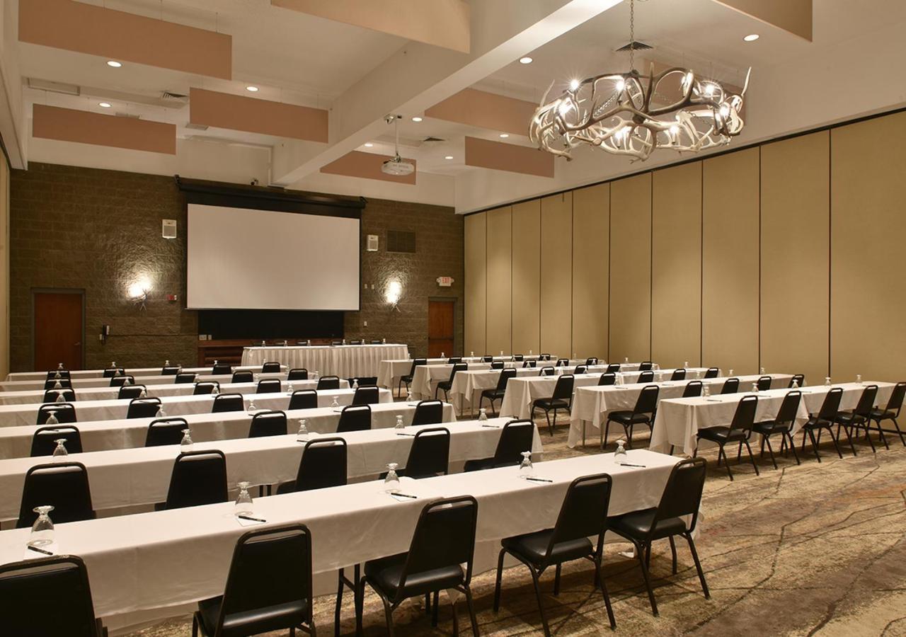 Cedar Creek Hotel Wausau - Rothschild photo 23