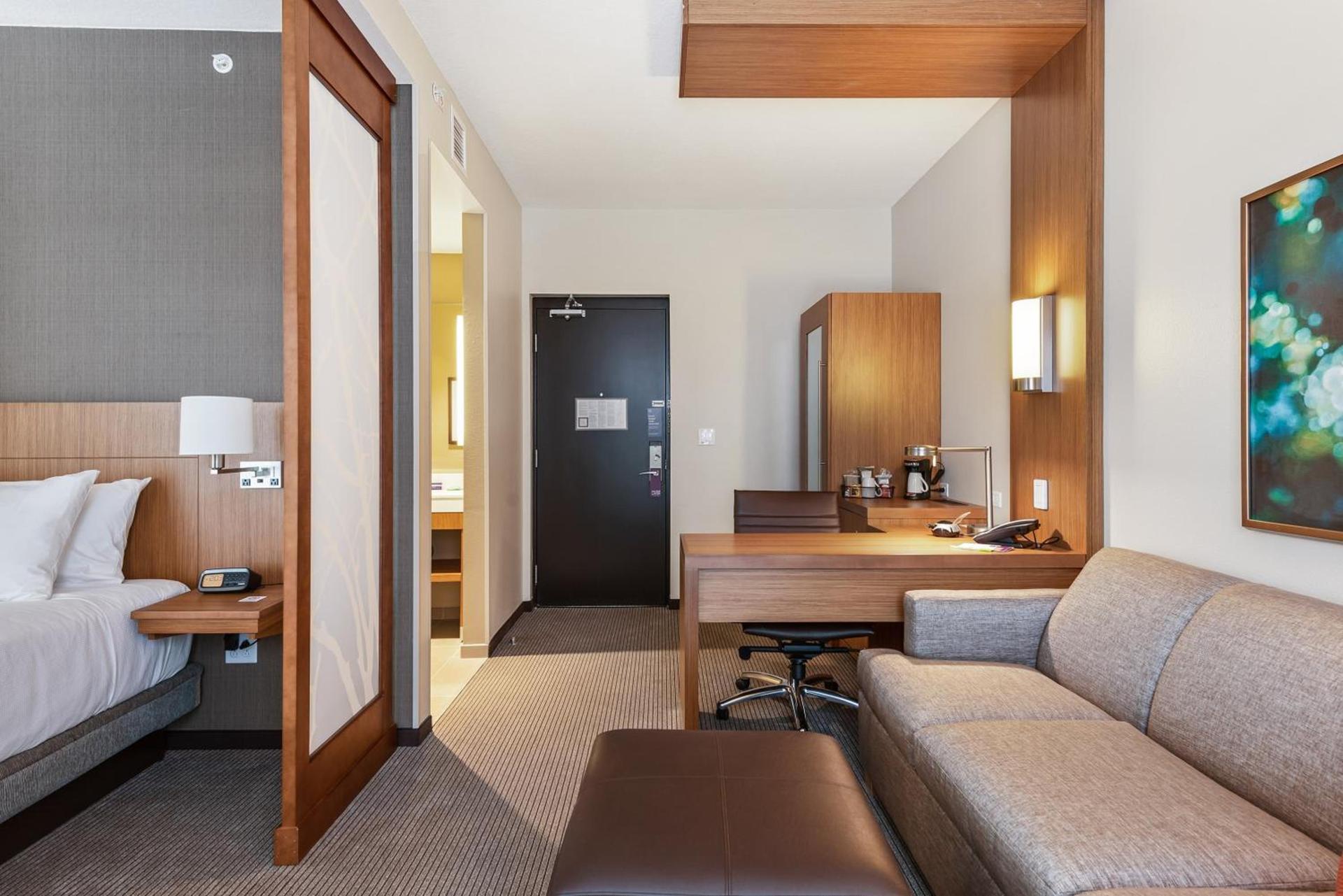 Hyatt Place Tampa/Wesley Chapel photo 14