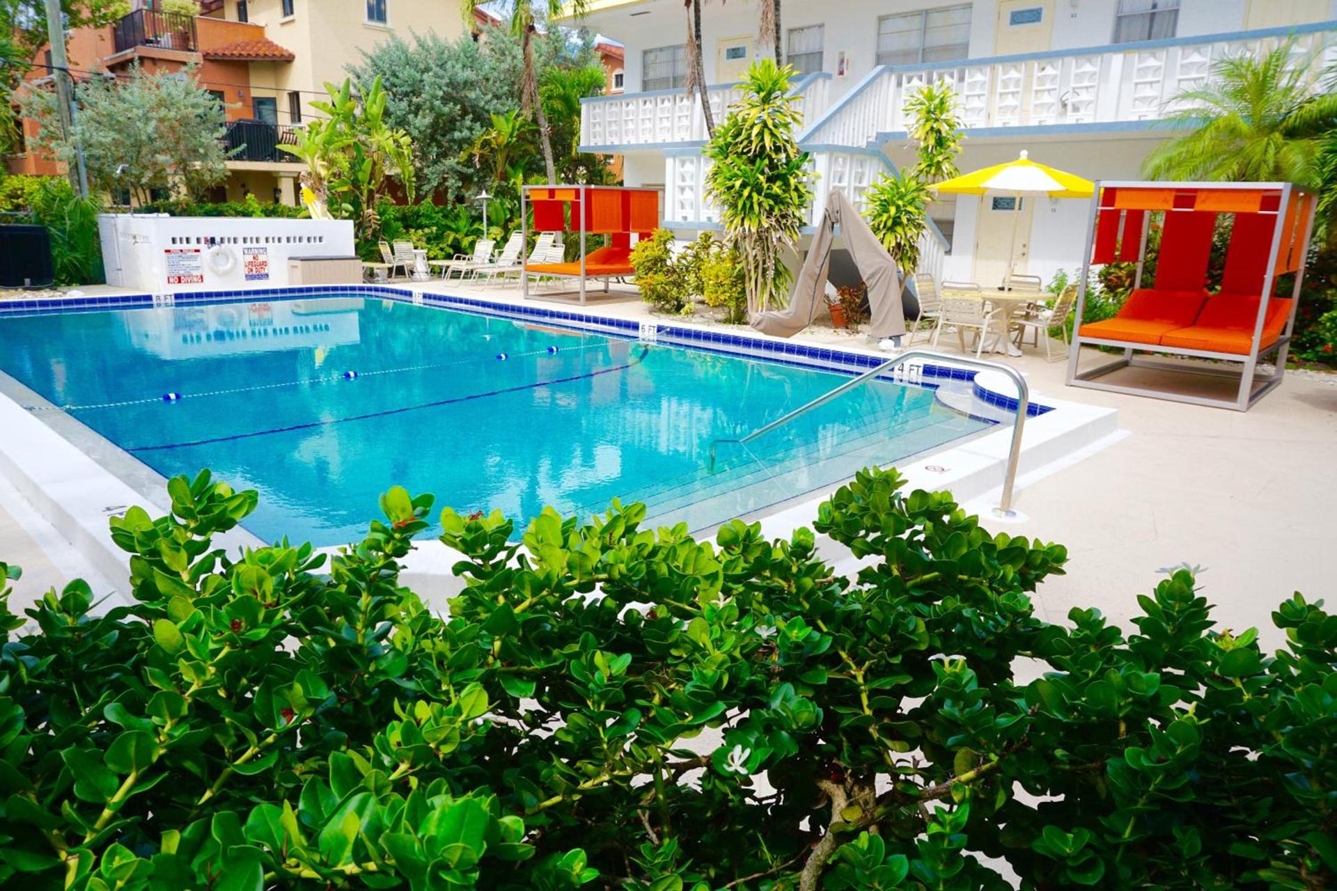 Club Lux Resort By The Beach photo 17