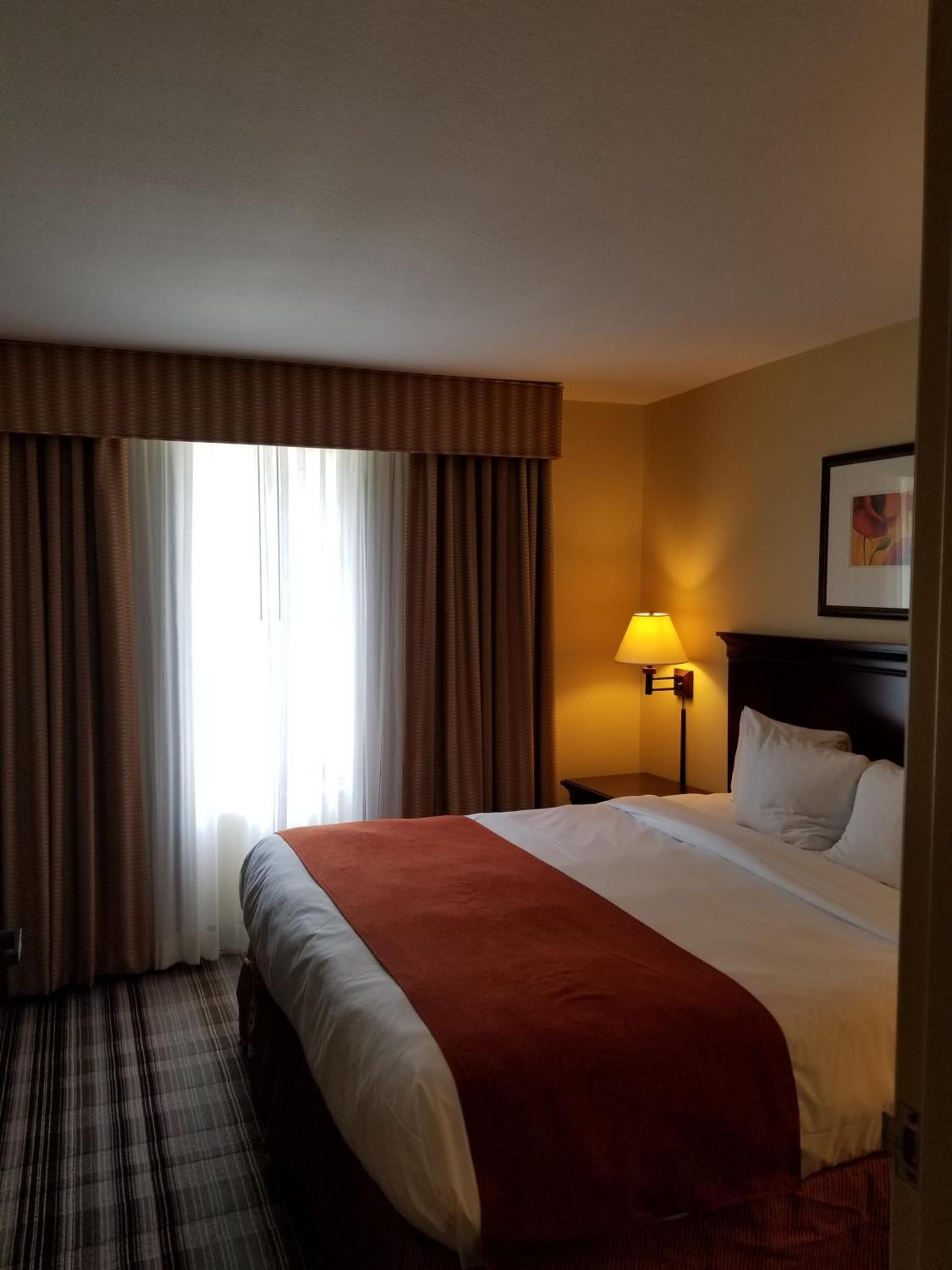 Country Inn & Suites by Radisson, Lexington, VA photo 34