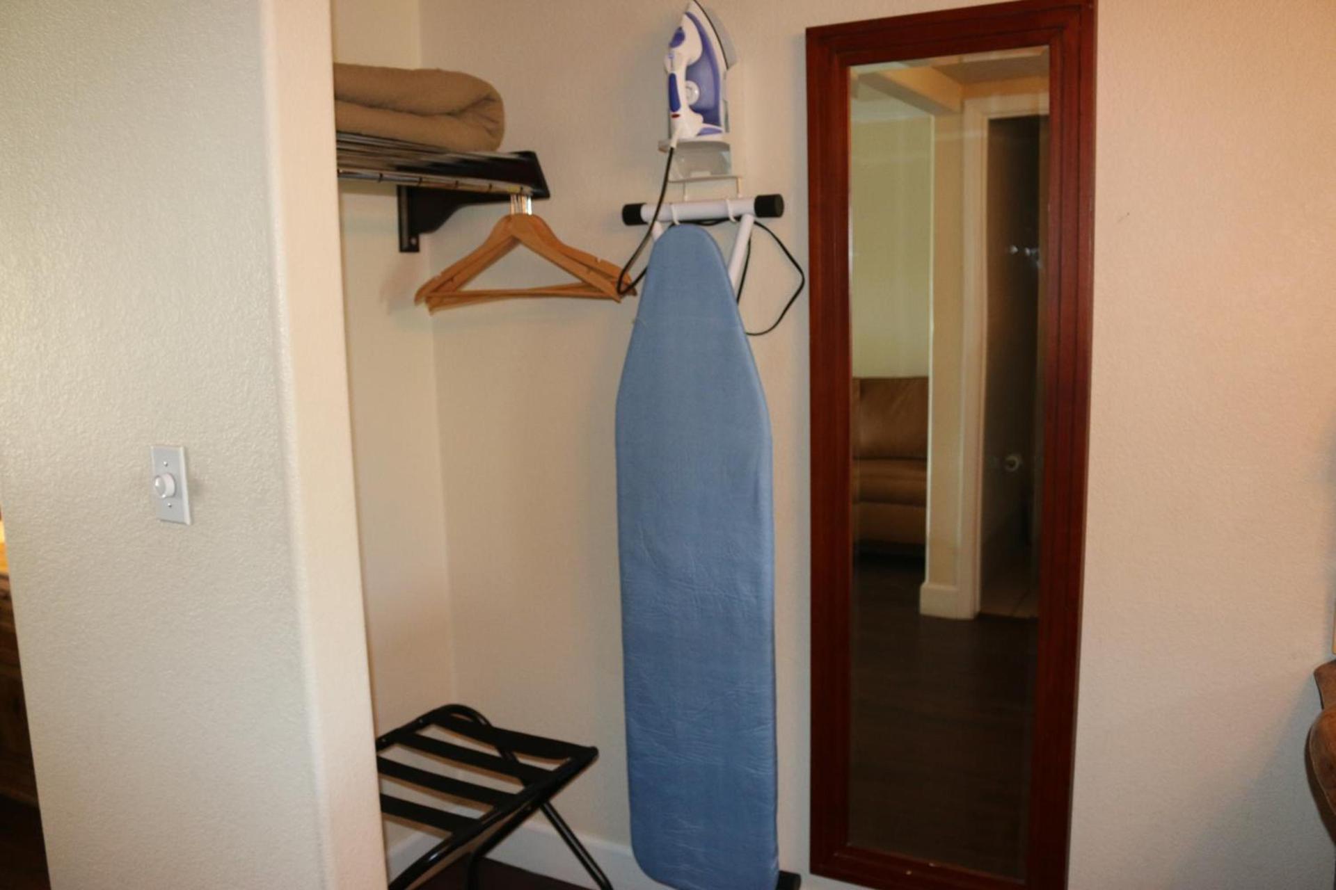 Historian Inn photo 28