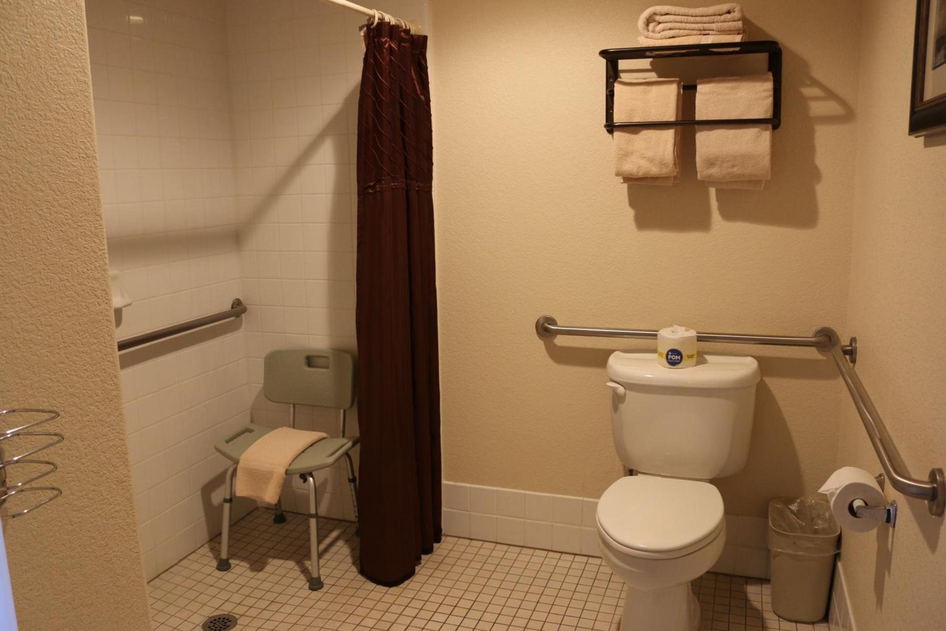 Historian Inn photo 23