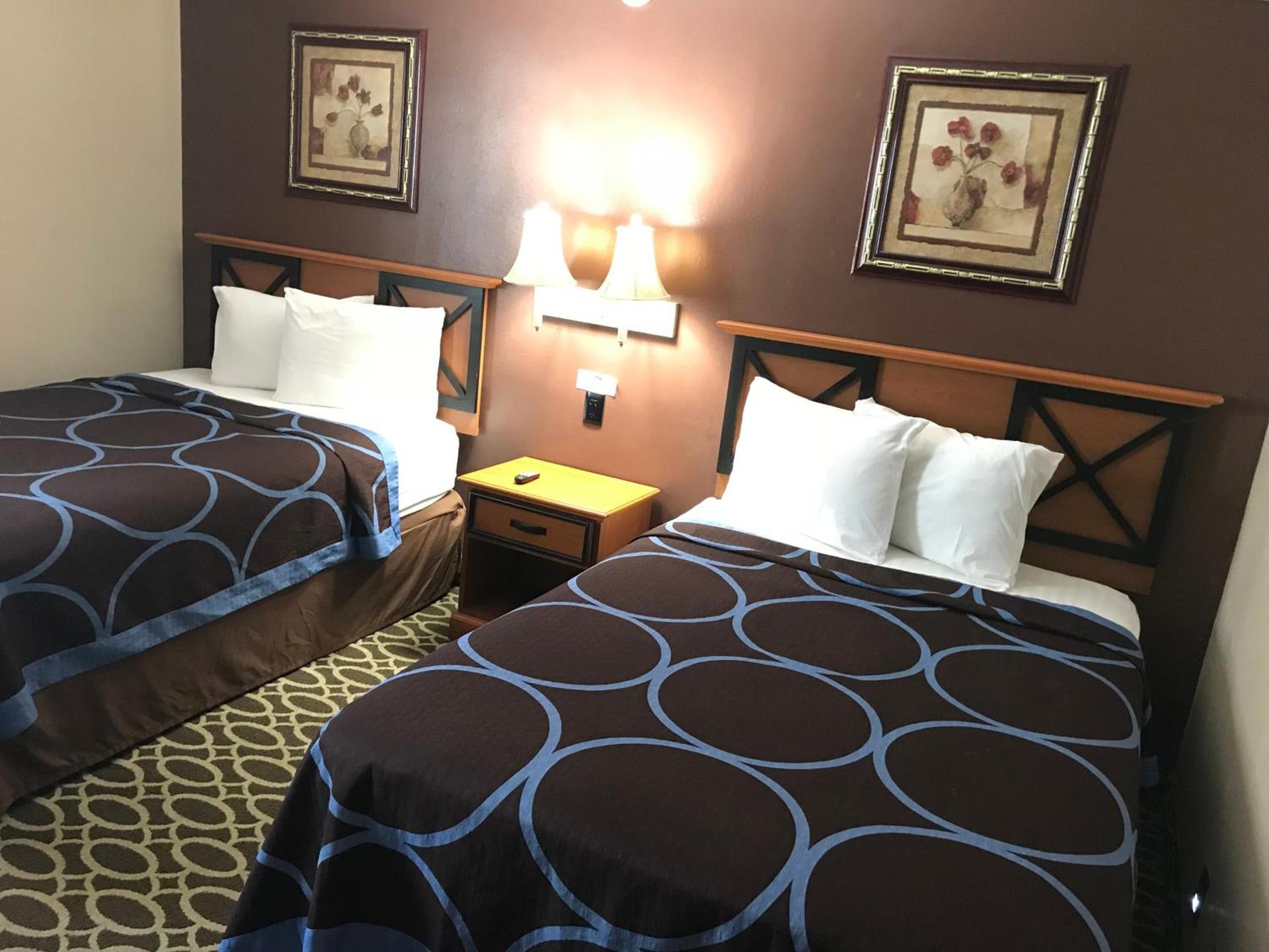 Budget Inn Marinette photo 10