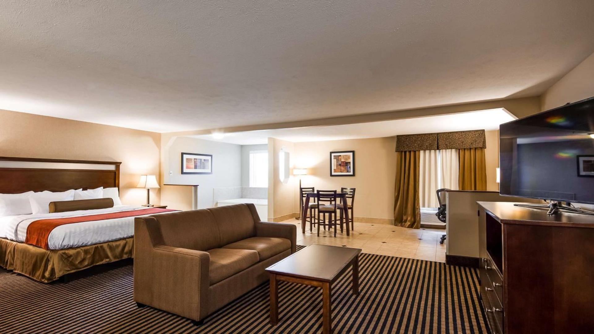 Best Western Plus Prairie Inn photo 8