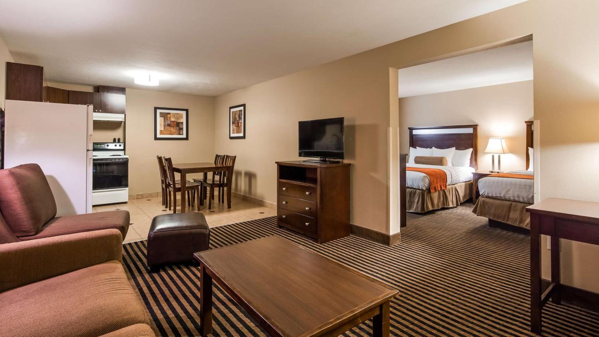Best Western Plus Prairie Inn photo 13